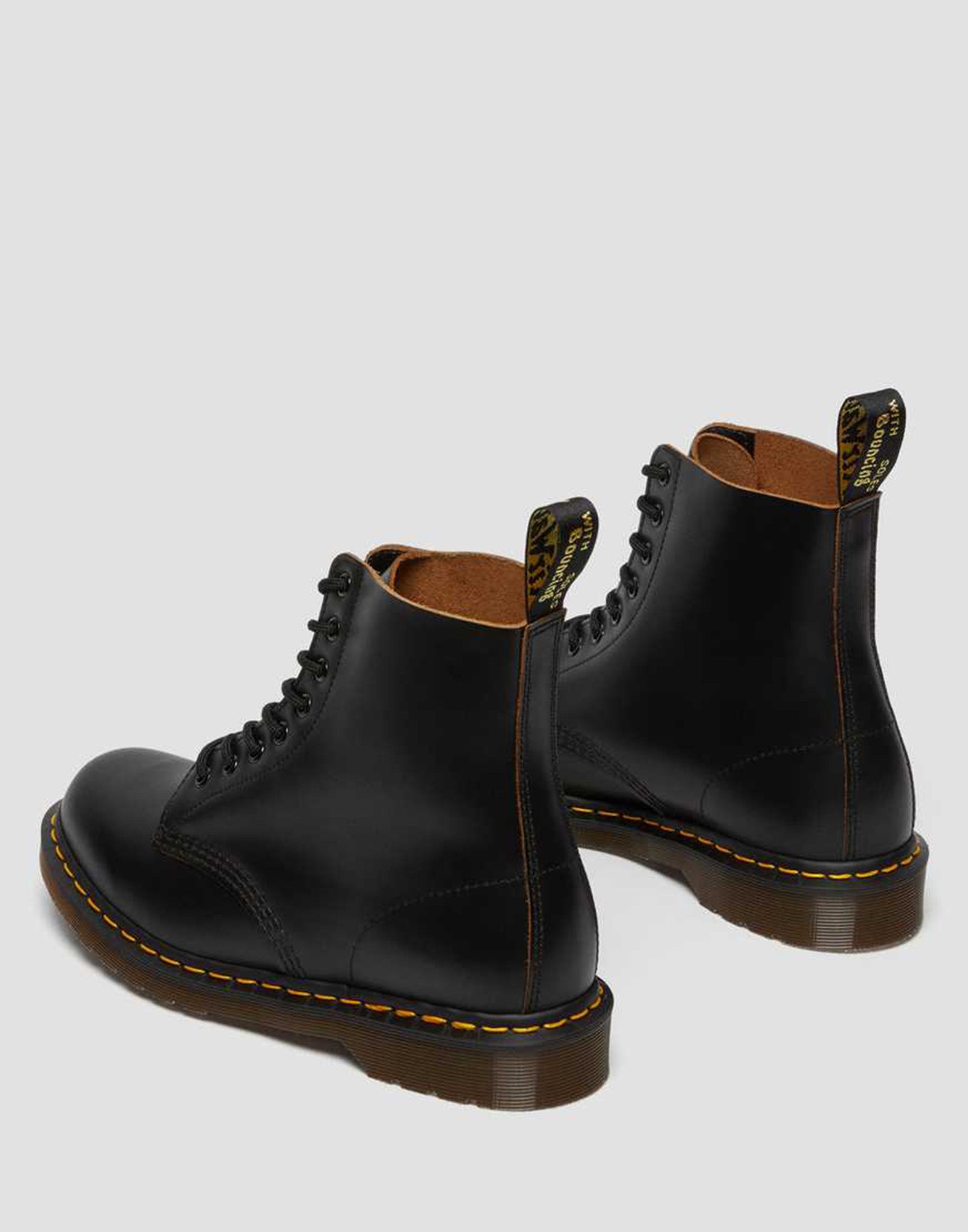 DR. MARTENS Vintage 1460 Quilon