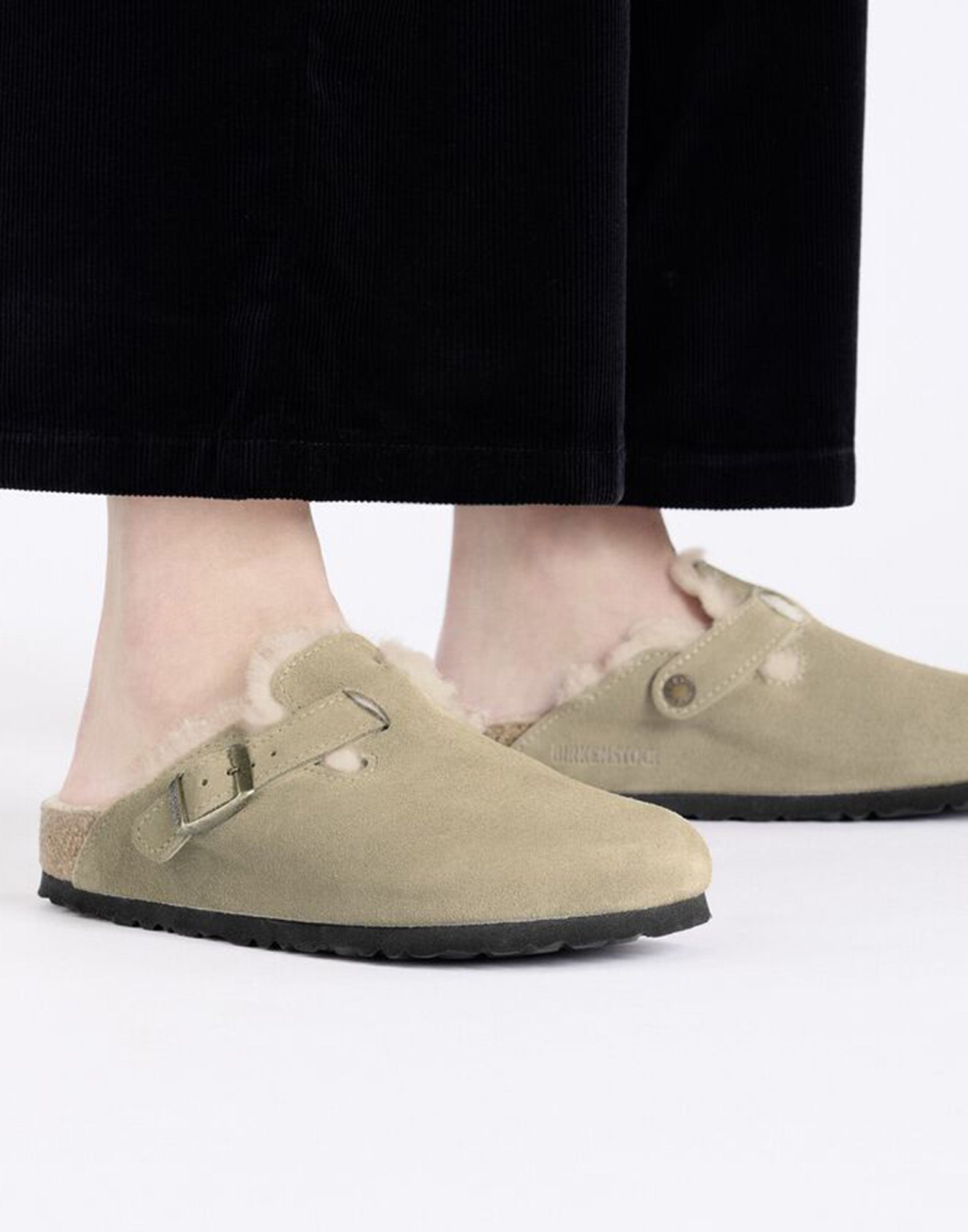 BIRKENSTOCK Boston Shearling Taupe