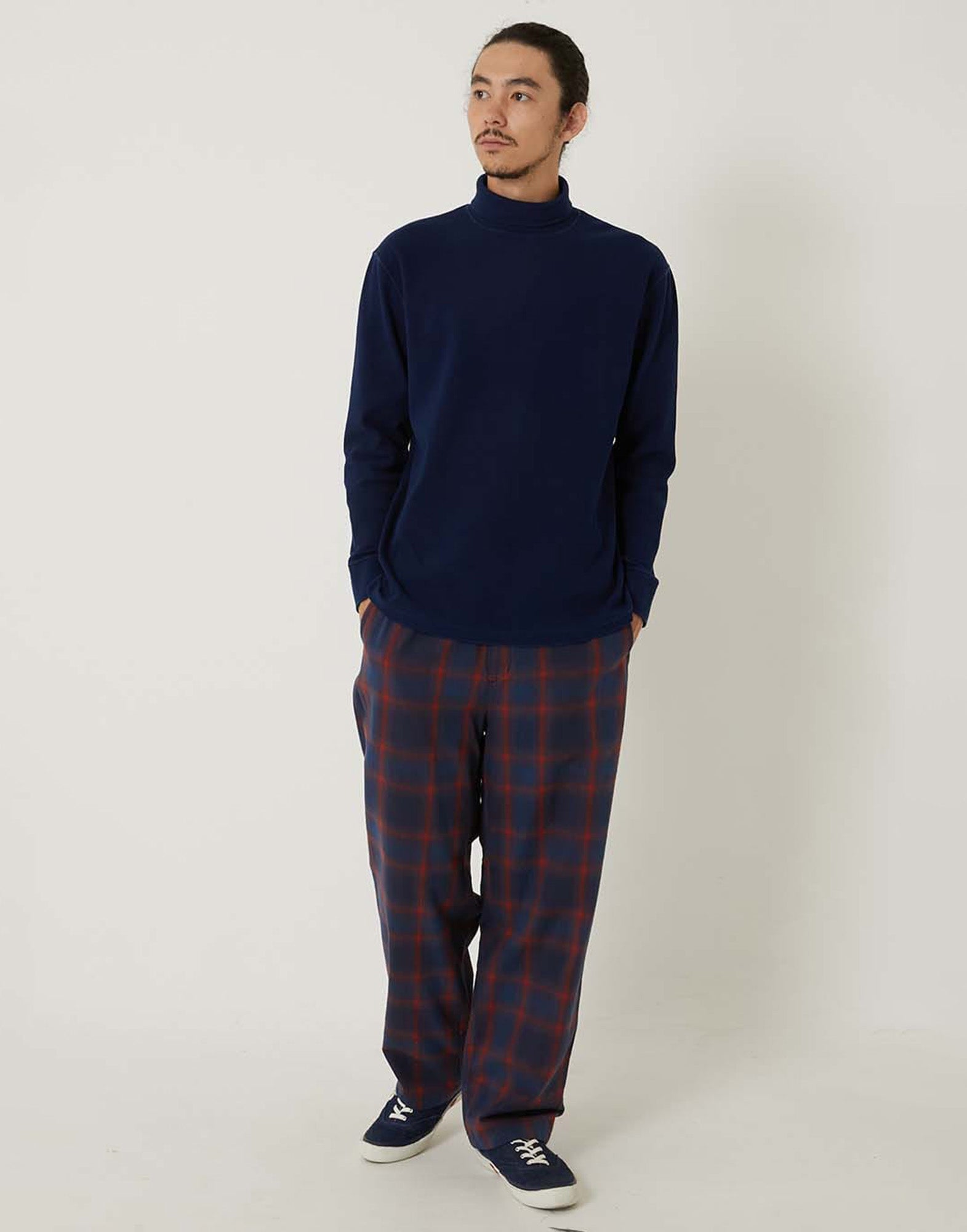 BLUE BLUE JAPAN T-shirt a Collo Alto in Jersey a Coste Blu Indigo