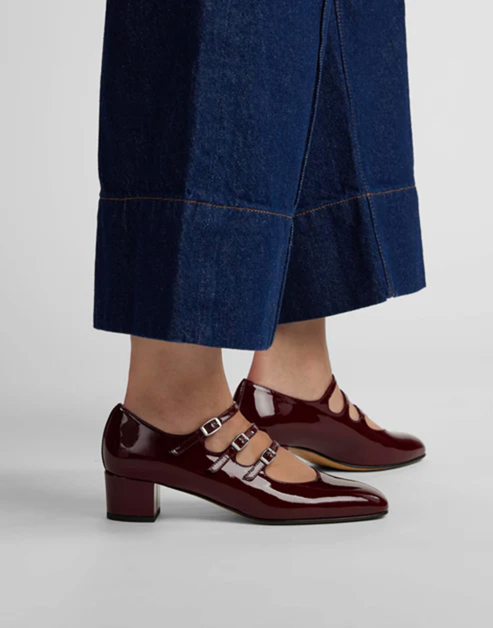 CAREL Mary Jane Kina in Vernice Bordeaux
