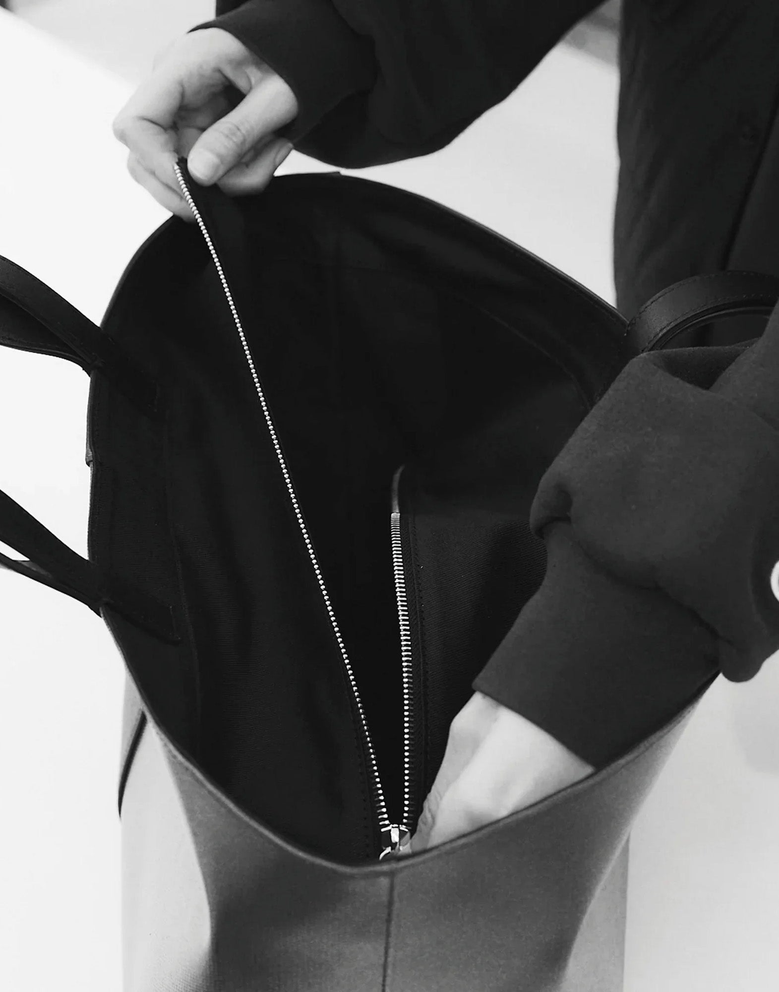 CAHU Borsa Pratique Bimatière Small con Zip Black/Brown