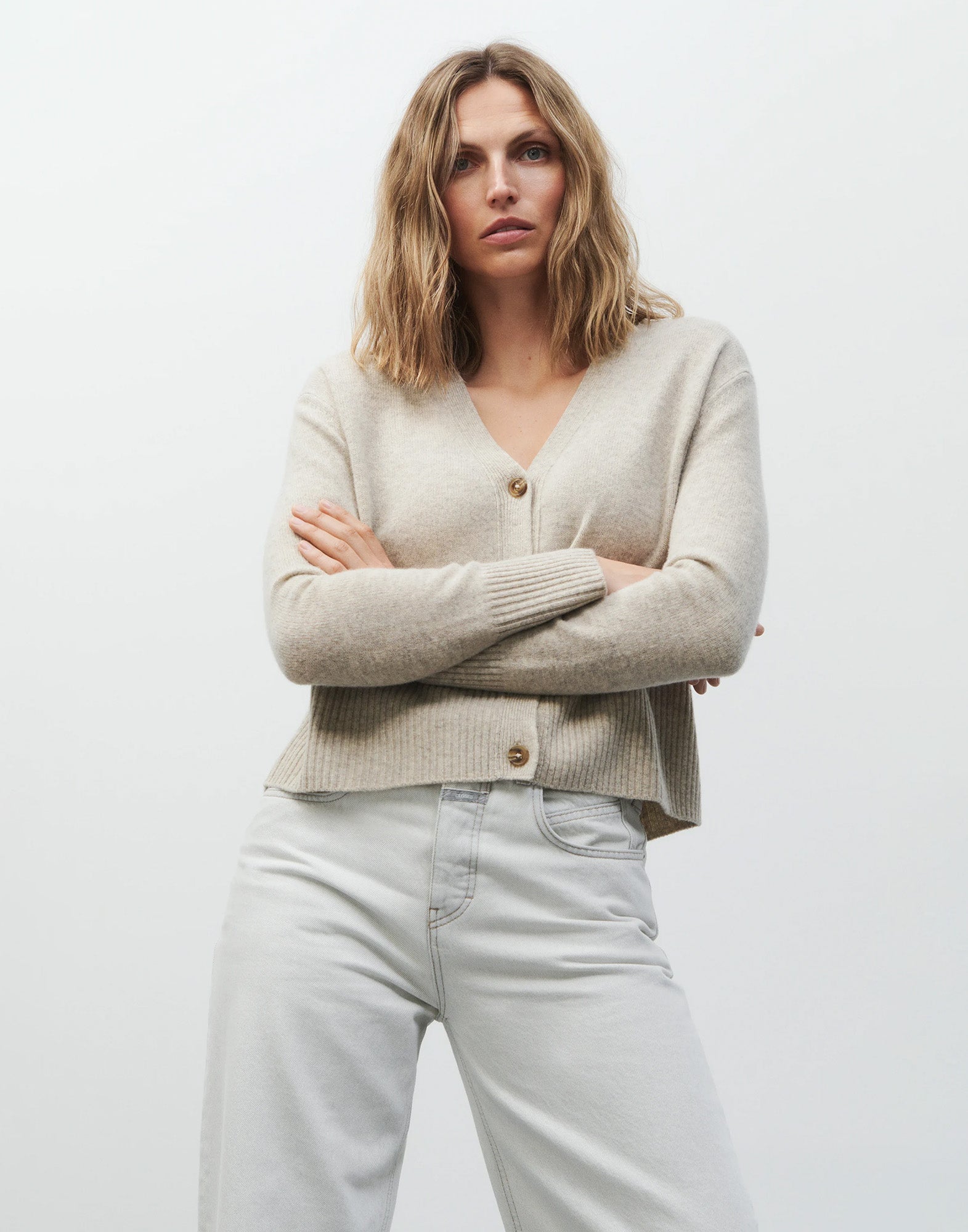 CLOSED Cardigan in Lana Merino Extra Fine Beige