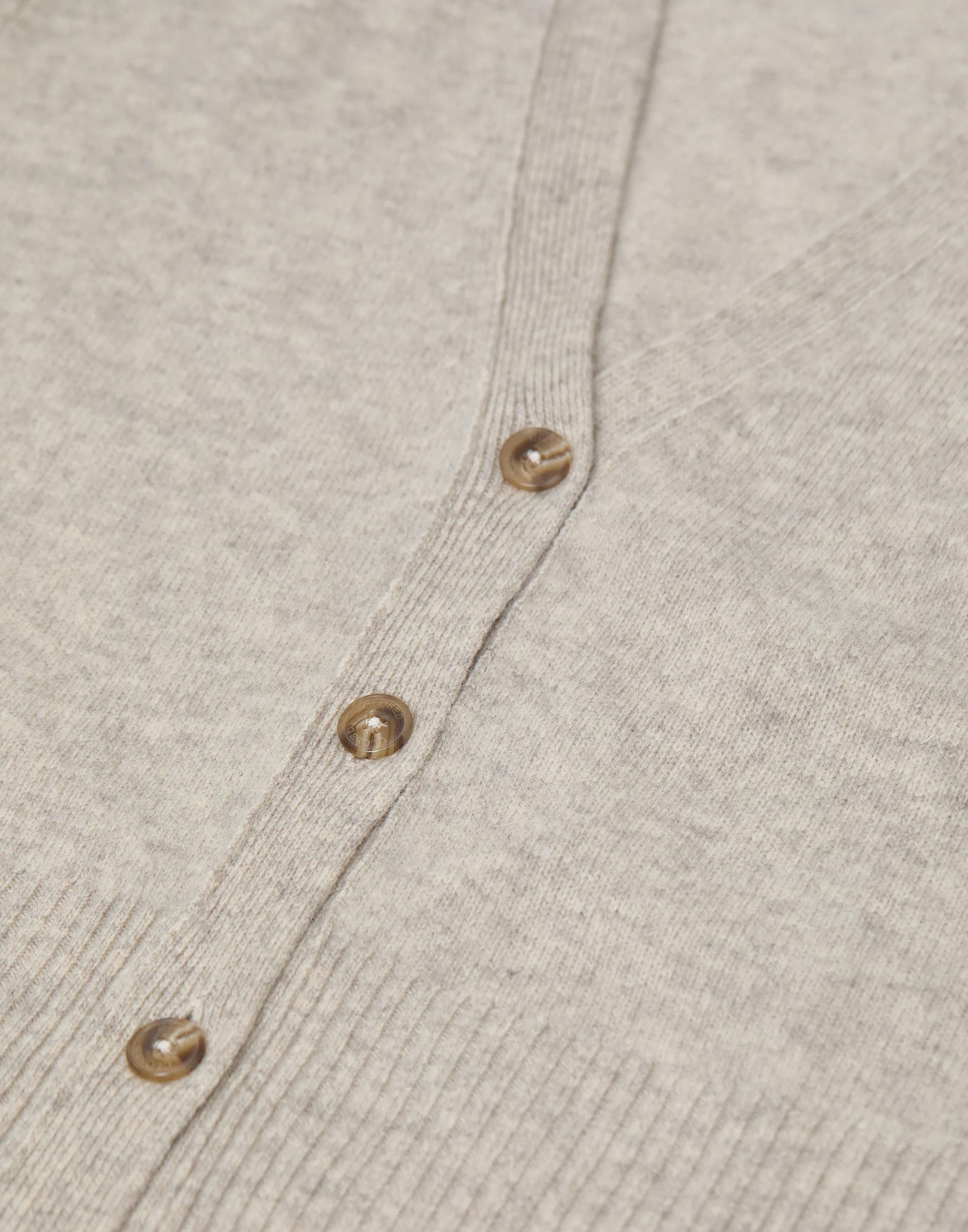 CLOSED Cardigan in Lana Merino Extra Fine Beige