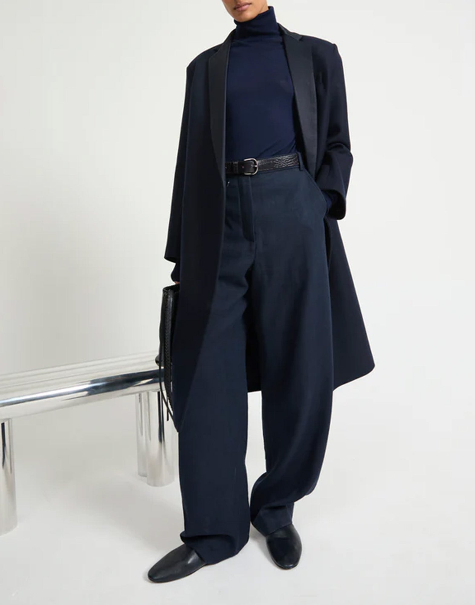 LAURENCE BRAS Dolcevita Pull Water in Lana Navy