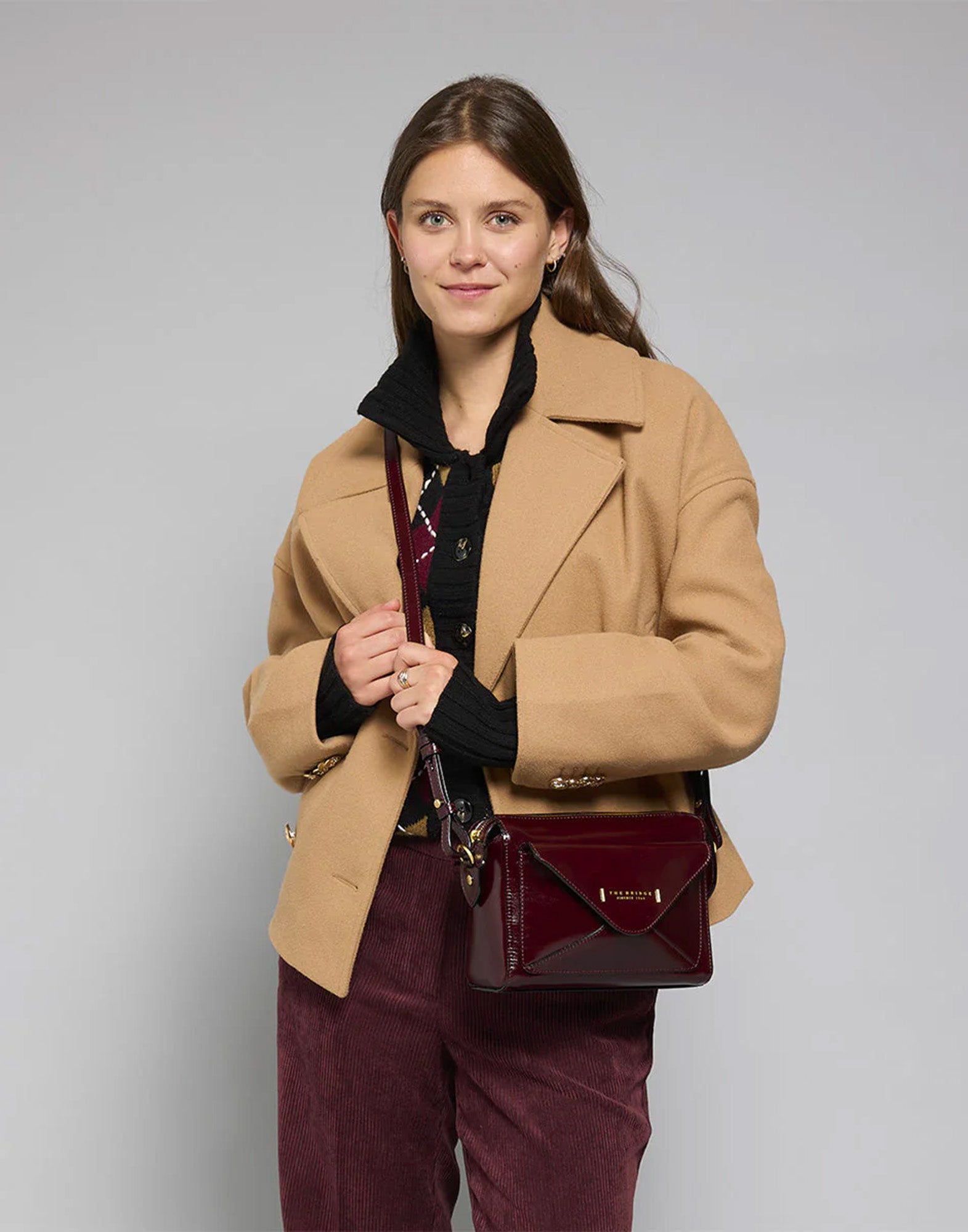 THE BRIDGE Borsa Tracolla in Pelle con Tasca Frontale Mosto