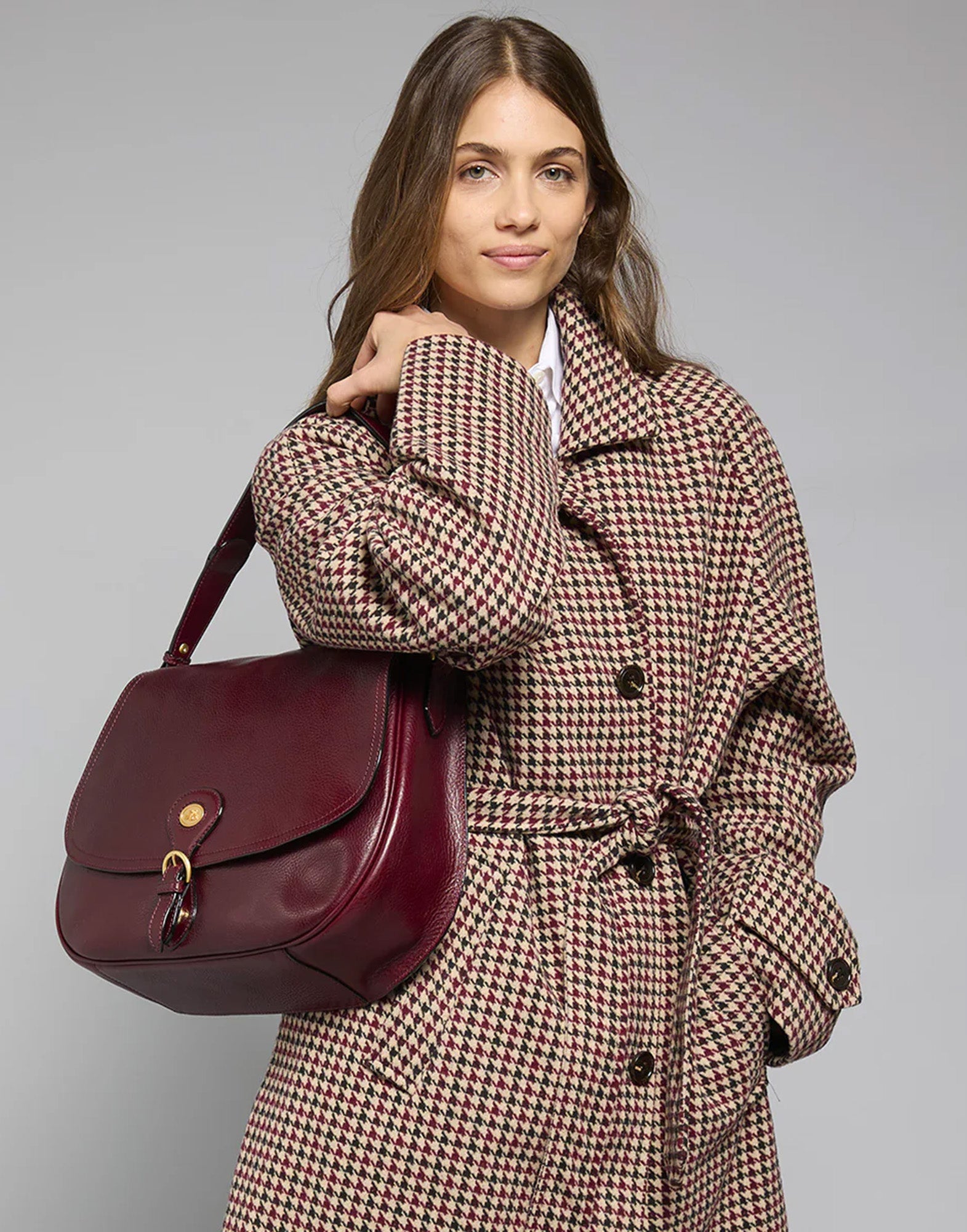 THE BRIDGE Borsa a Spalla in Pelle Grande con Patta Frontale Mosto