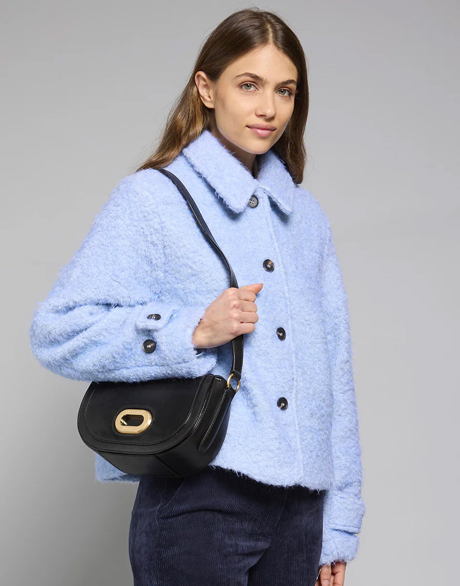 THE BRIDGE Borsa a Tracolla in Pelle con Chiusura Ovale Dorata Nera