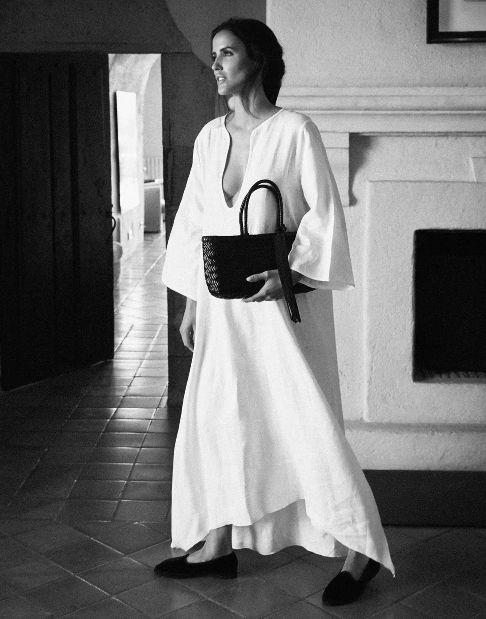 MANEBI X ALEX RIVIÈRE Friulane Demi in Velluto di Seta Black