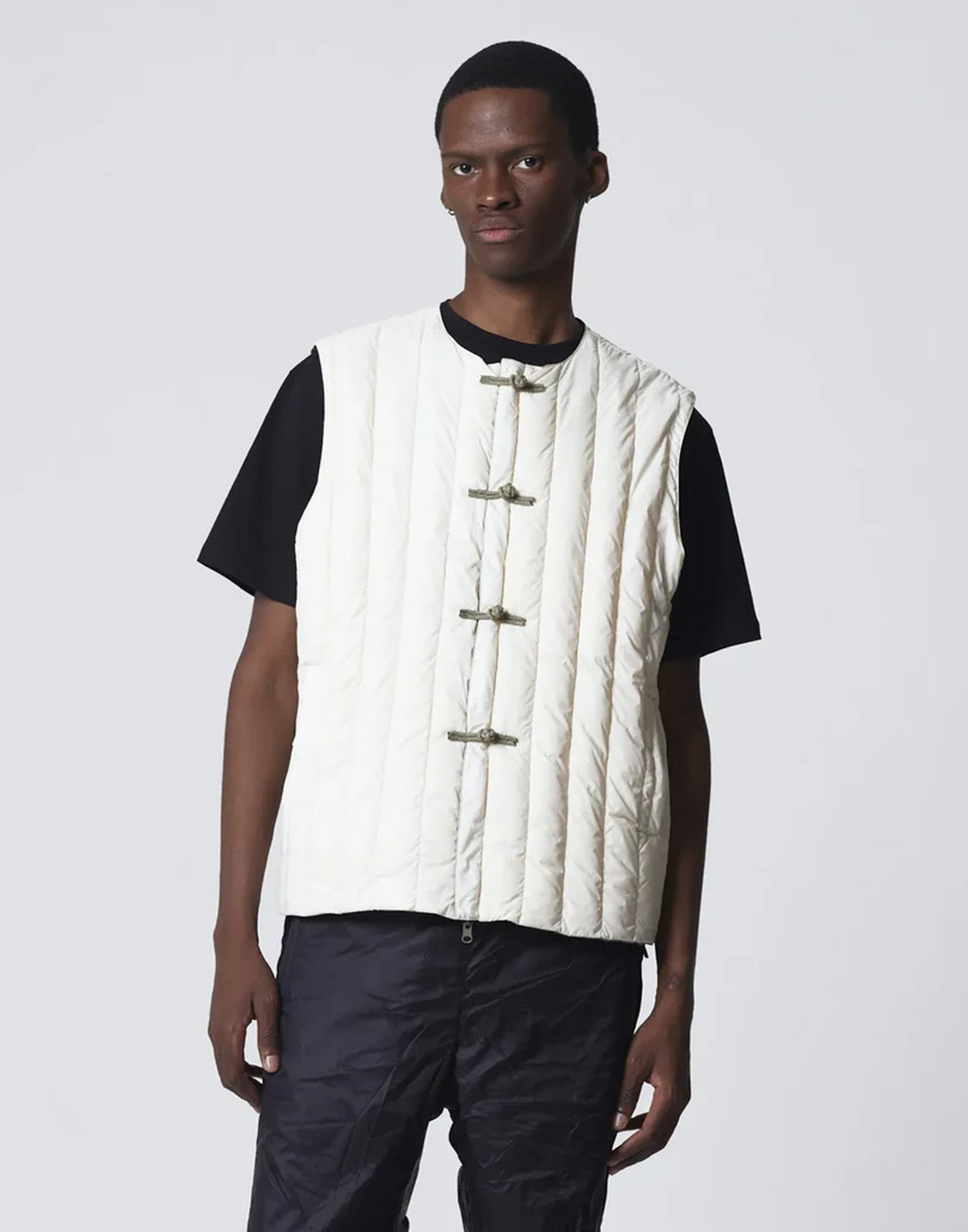 TAION Gilet Reversibile con Bottoni Cinesi Japan Special White/Sage