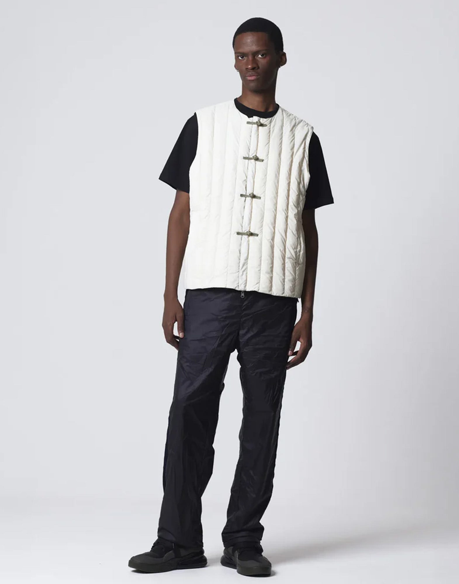 TAION Gilet Reversibile con Bottoni Cinesi Japan Special White/Sage