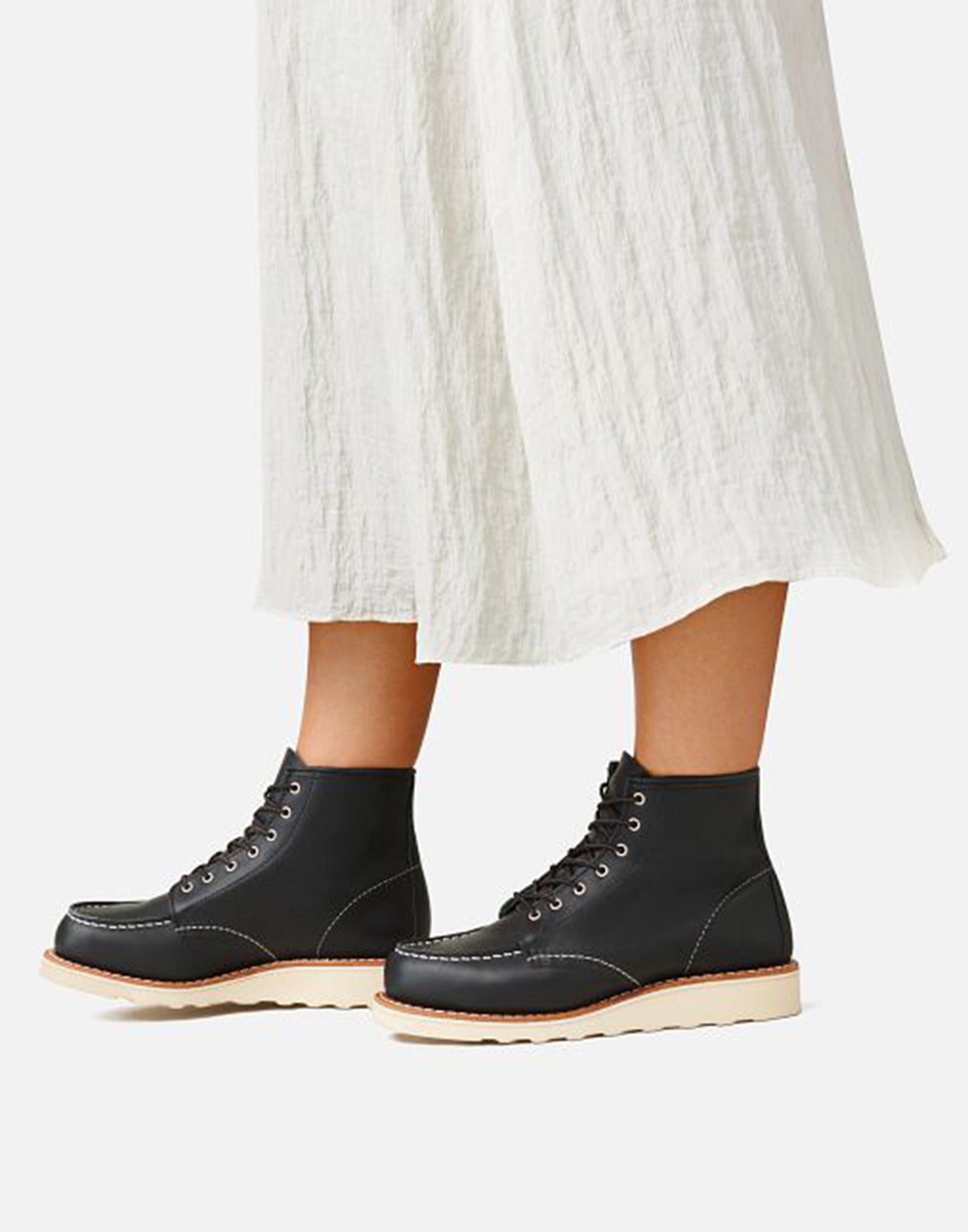 RED WING Classic Moc 6'' Heritage Black