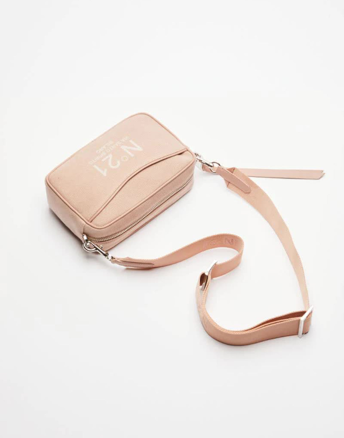 N°21 Sac à bandoulière avec imprimé nude