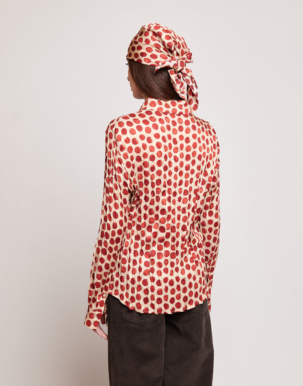 DOUUOD Camicia Stampata a Pois in Twill Plissé Vaniglia/Cherry
