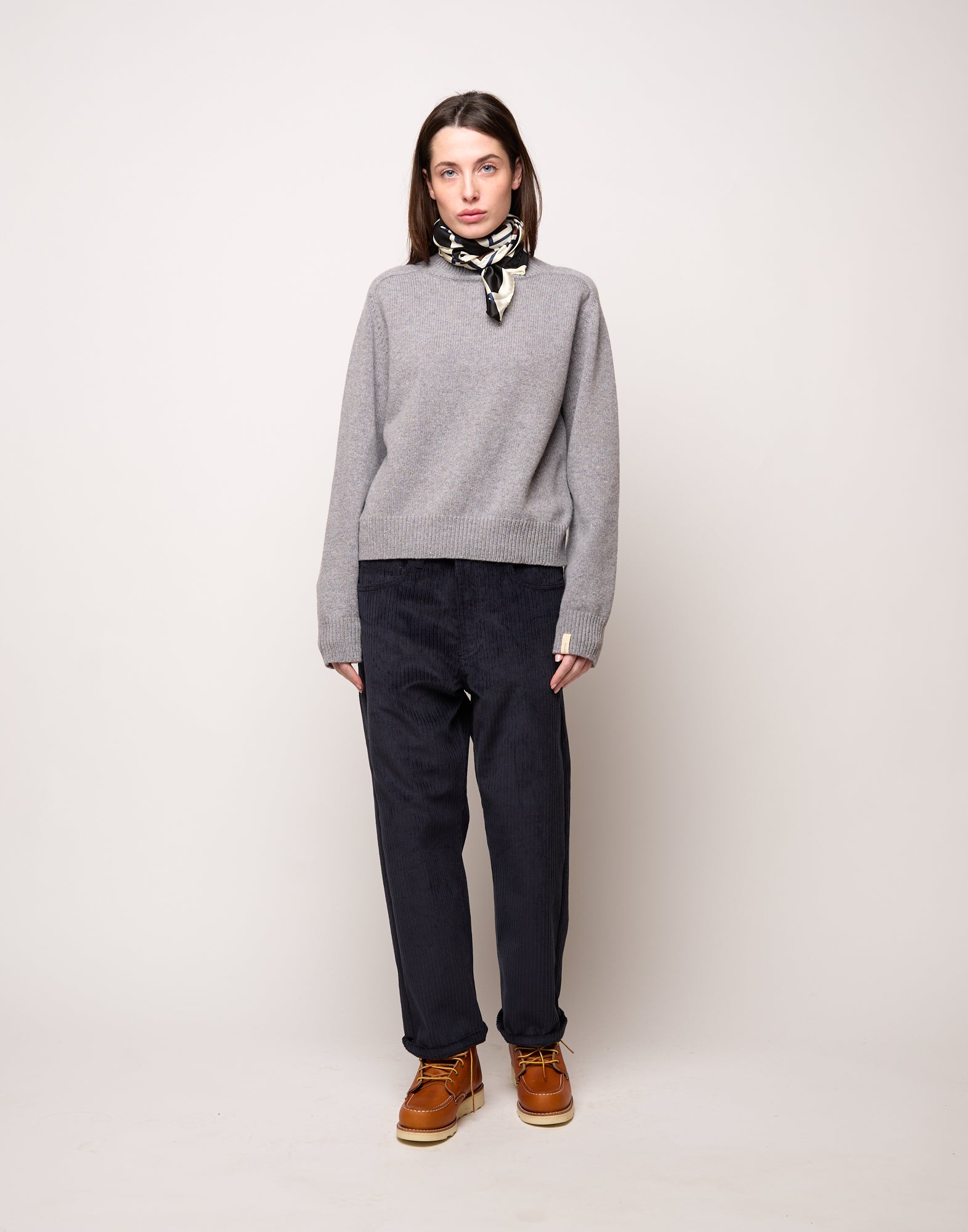 DOUUOD Maglia Collo Alto Genderless in Lana e Cashmere Fumo Melange
