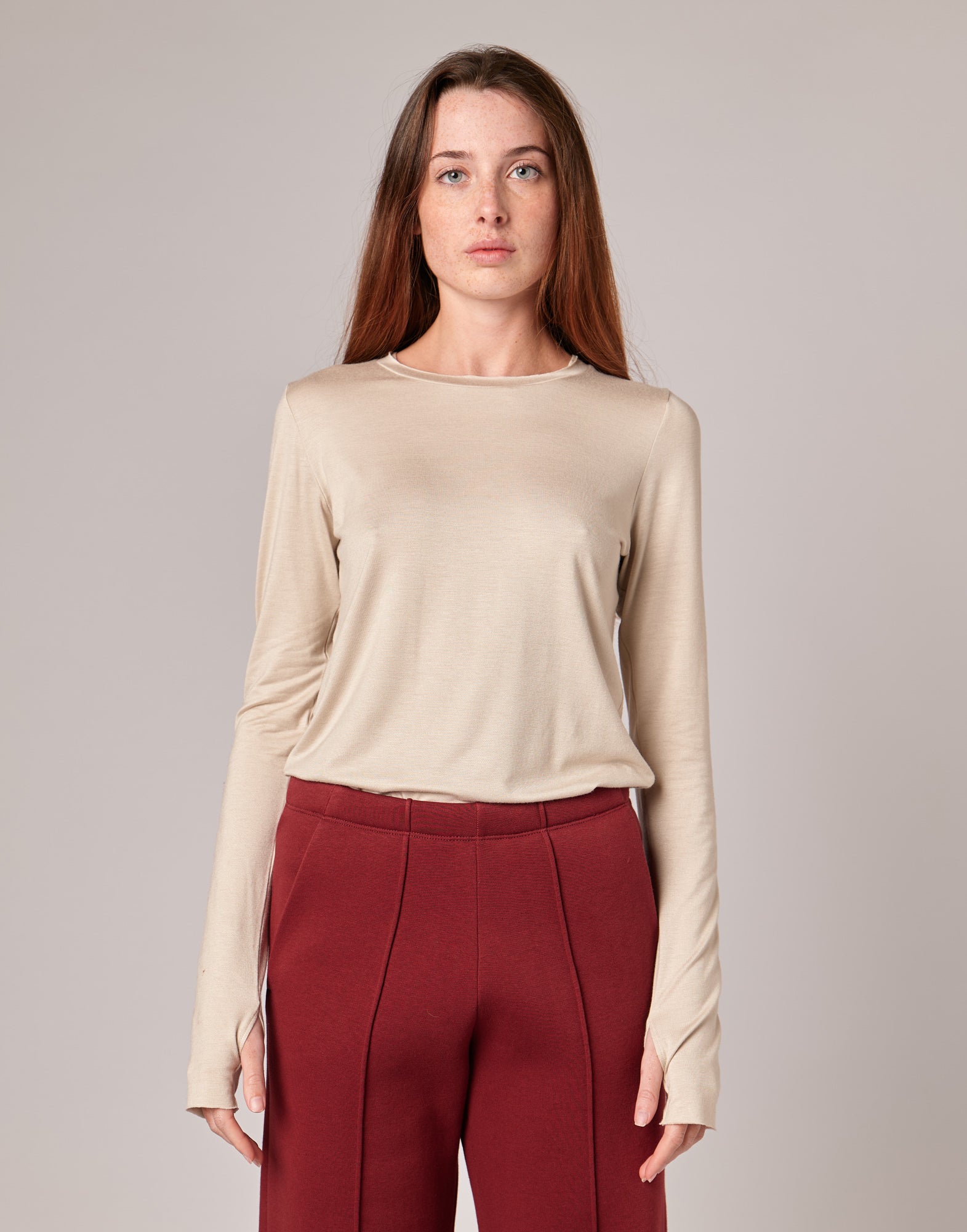 DOUUOD T-shirt a Manica Lunga in Jersey di Viscosa Stretch Stucco