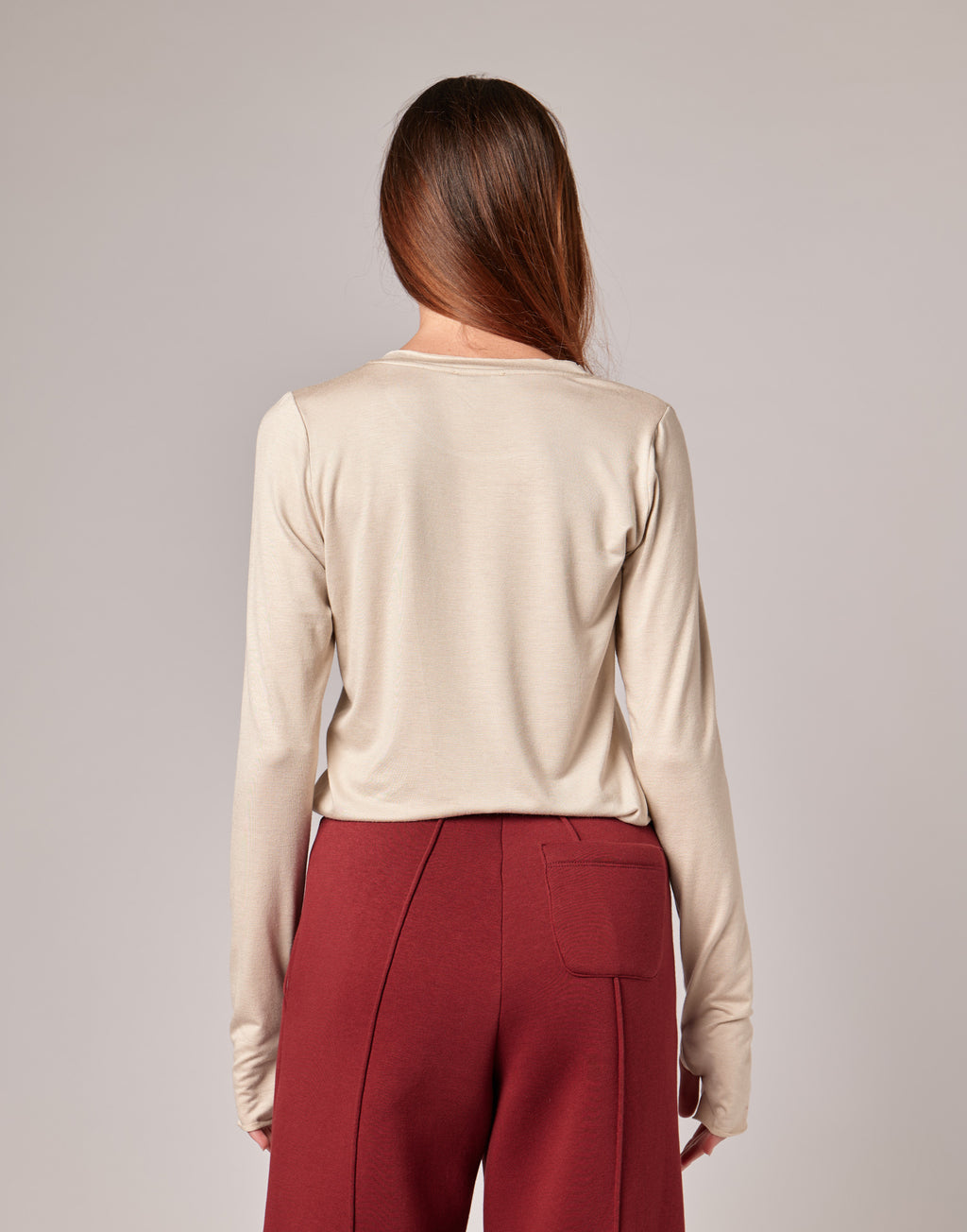 DOUUOD T-shirt a Manica Lunga in Jersey di Viscosa Stretch Stucco