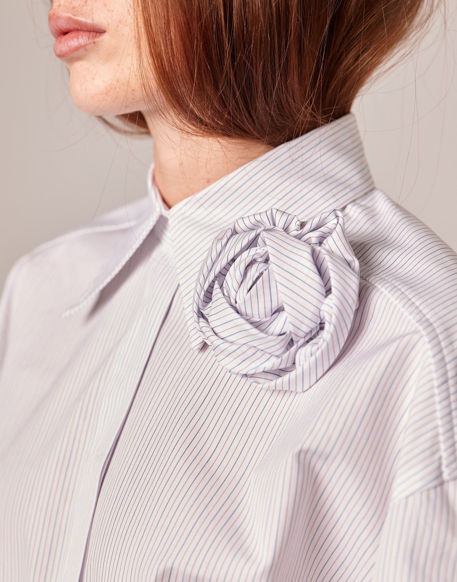 DOUUOD Camicia Sfiancata in Popeline Rigato