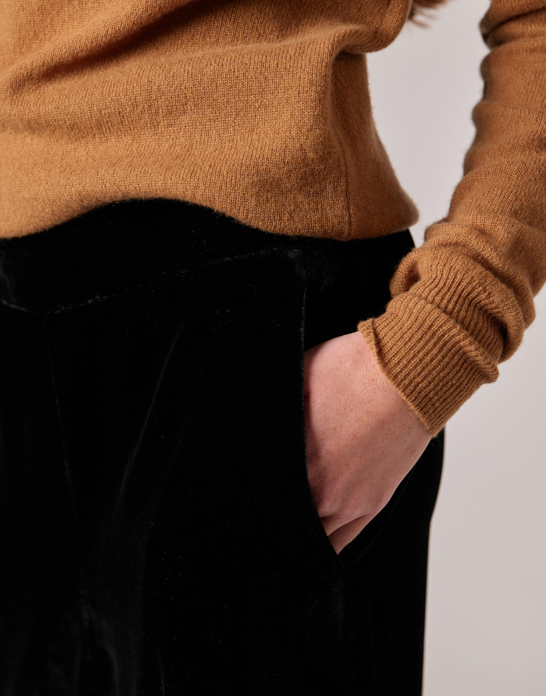 DOUUOD Pantaloni Lunghi in Velluto Fluido Misto Seta Blu Notte