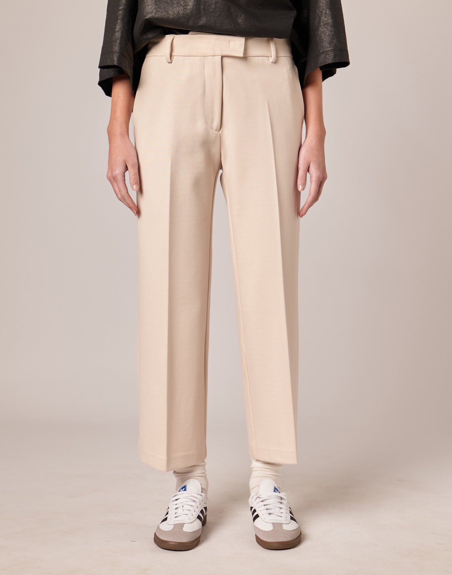 DOUUOD Pantalone Lungo Flair in Punto Milano Stucco