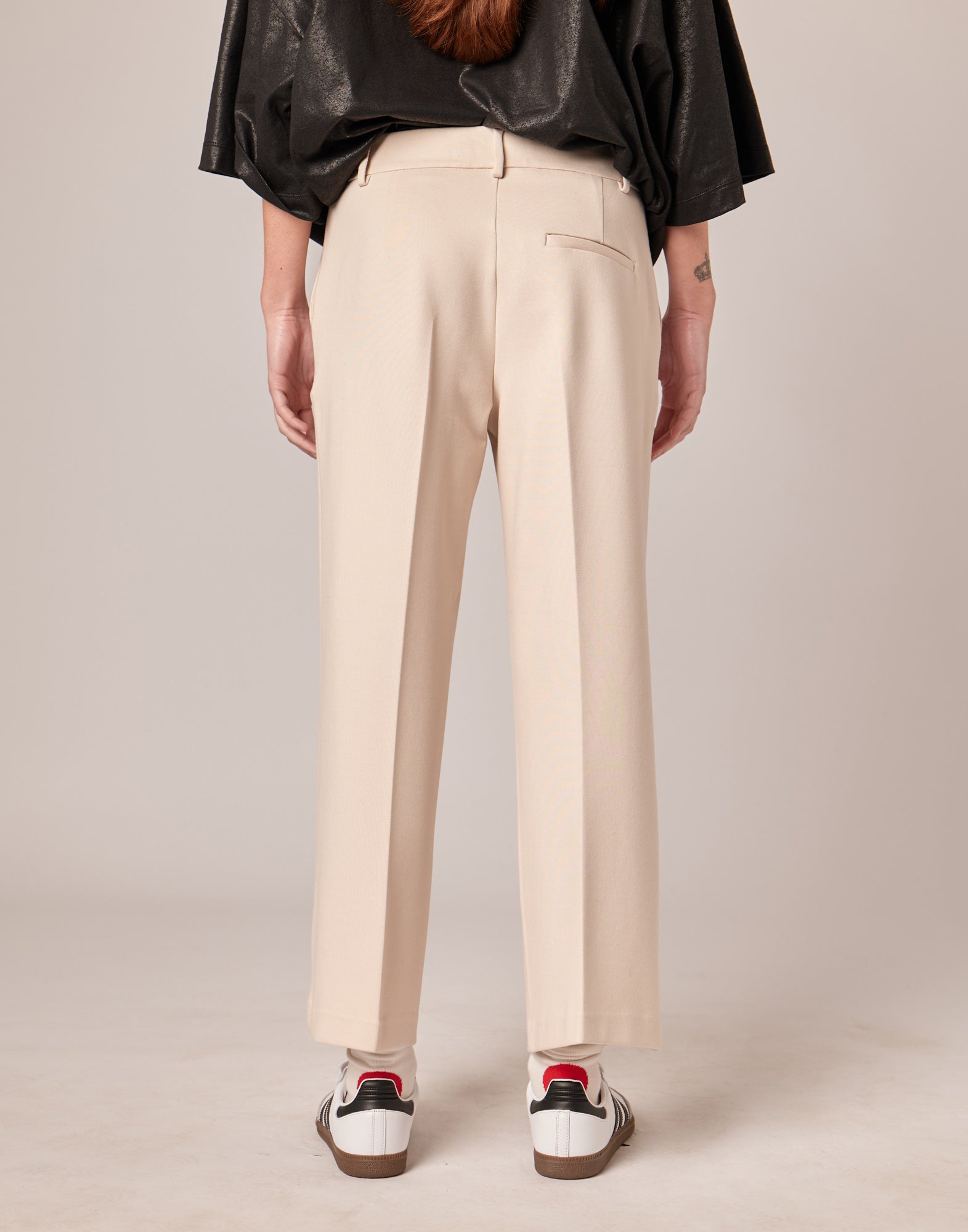 DOUUOD Pantalone Lungo Flair in Punto Milano Stucco