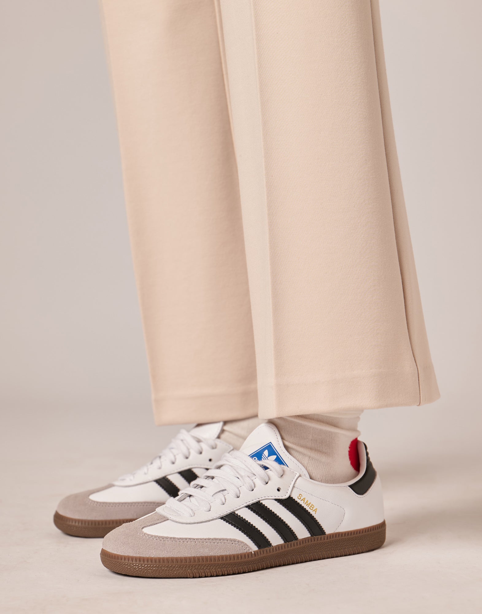 DOUUOD Pantalone Lungo Flair in Punto Milano Stucco