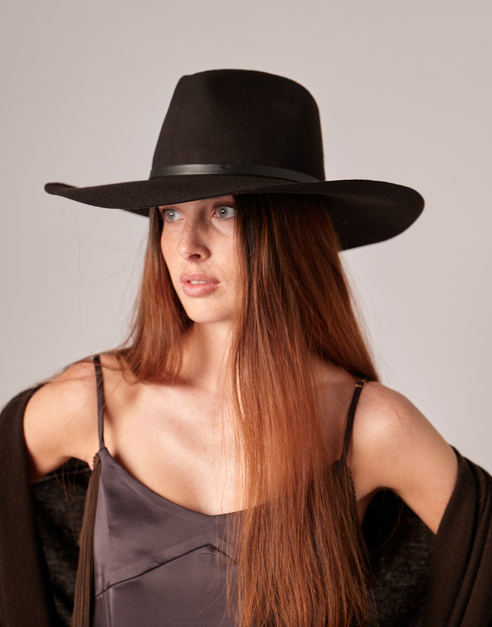 DOUUOD Cappello a Tesa Larga in Feltro Ciocco