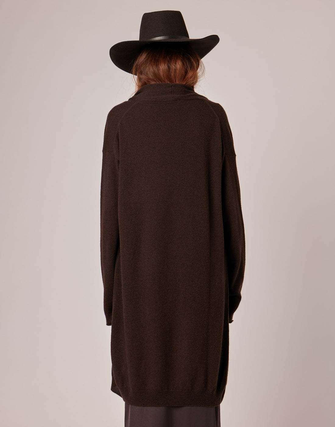 DOUUOD Cardigan Lungo in Lana Extrafine/Cashmere Cioccolato