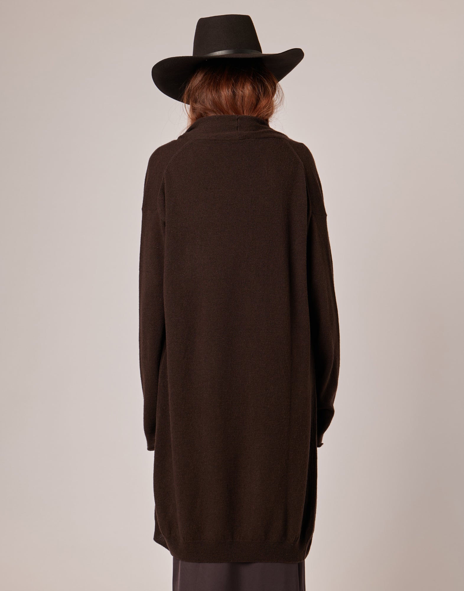 DOUUOD Cardigan Lungo in Lana Extrafine/Cashmere Cioccolato