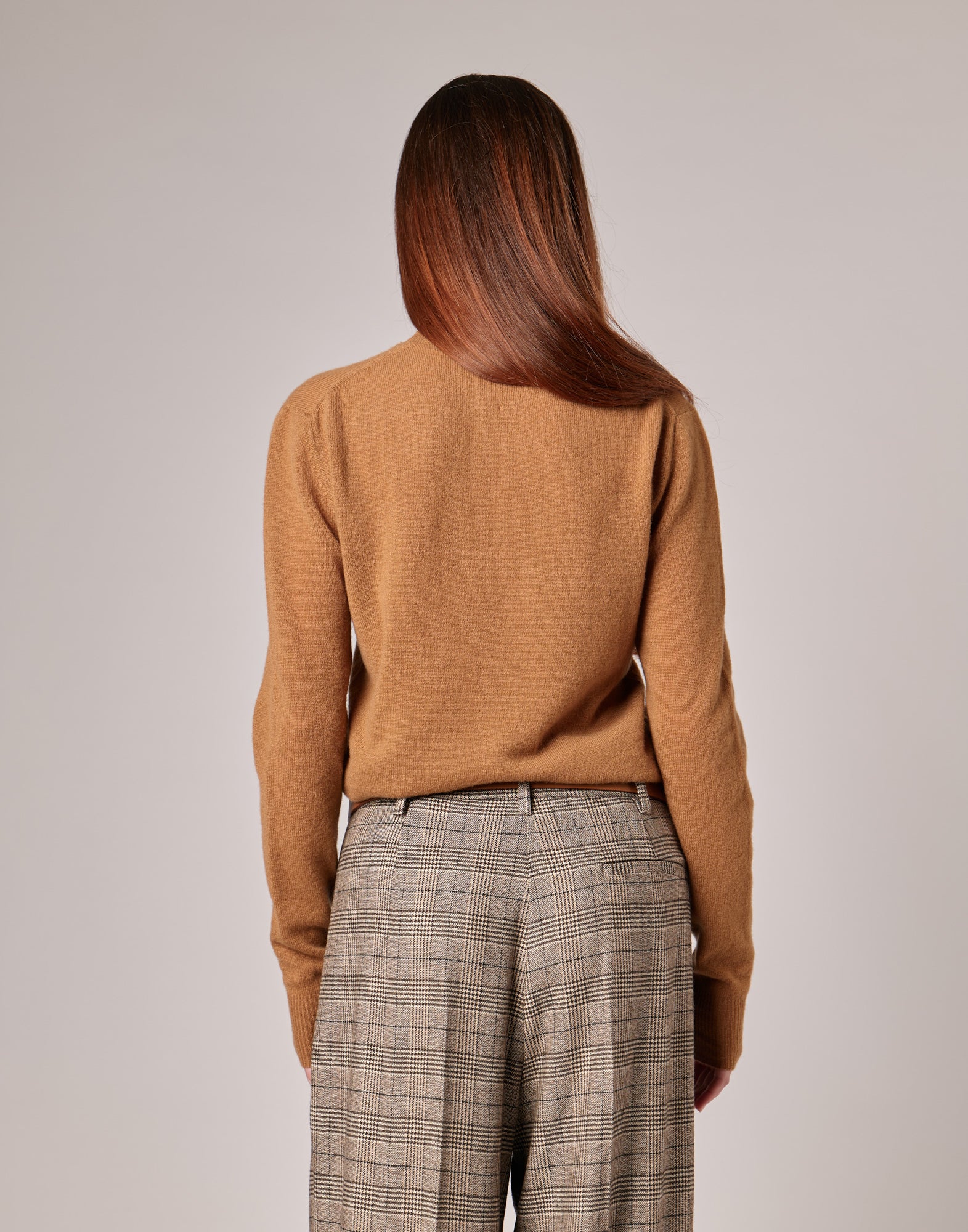 DOUUOD Maglione Slim in Lana Extrafine/Cashmere Camel