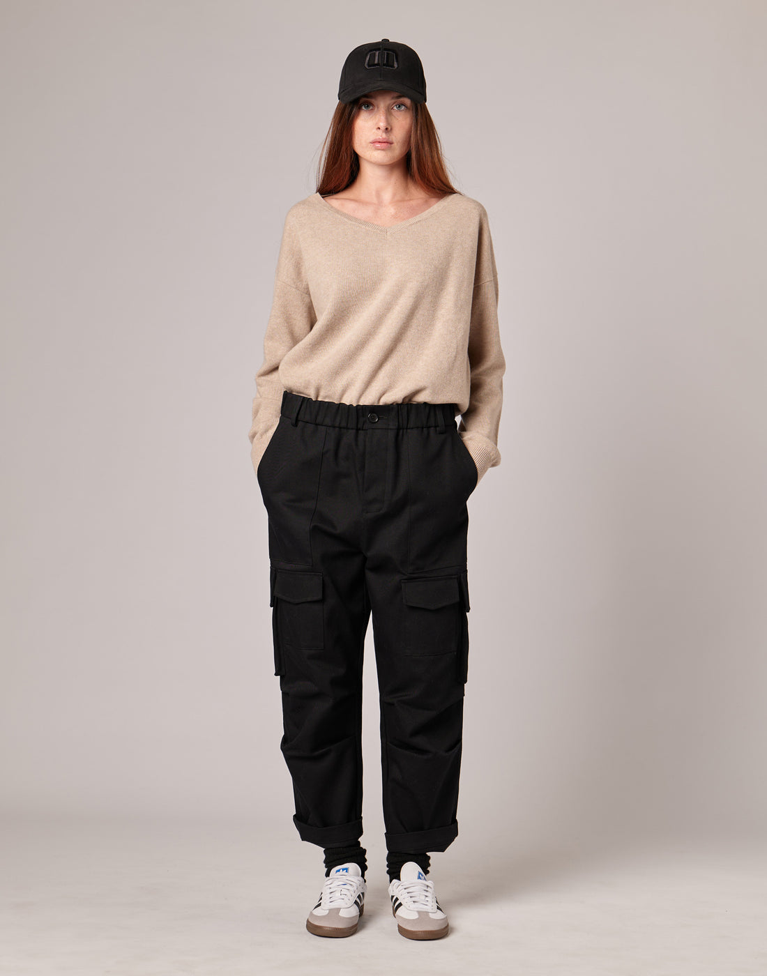 DOUUOD Maglione Ampio a V in Lana Extrafine/Cashmere Vaniglia