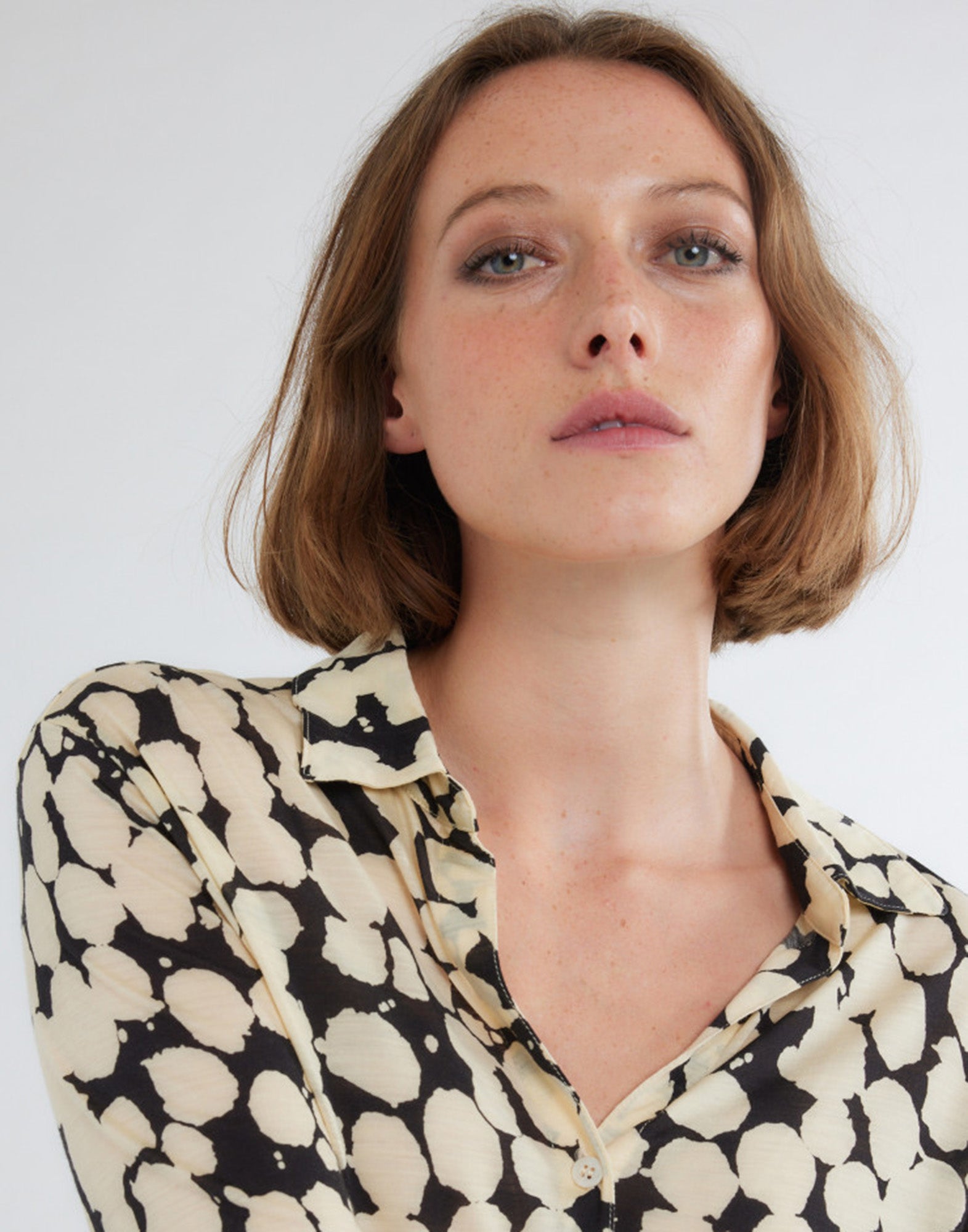 MAJESTIC FILATURES Camicia a Maniche Lunghe in Lyocel/Lana Vergine Noir/Milk