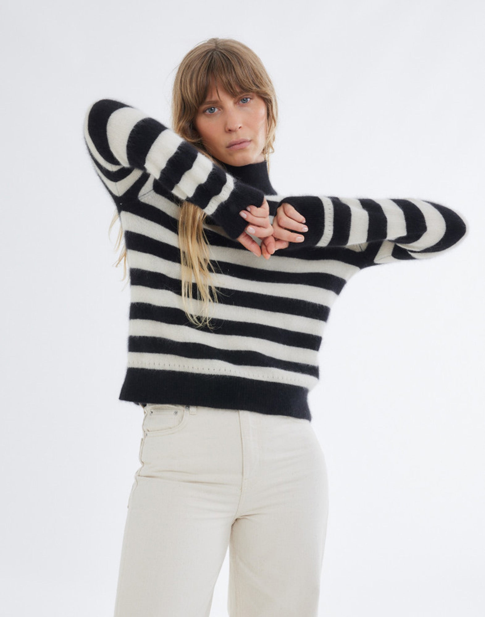 MAJESTIC FILATURES Maglione a Collo Alto in Raccoon