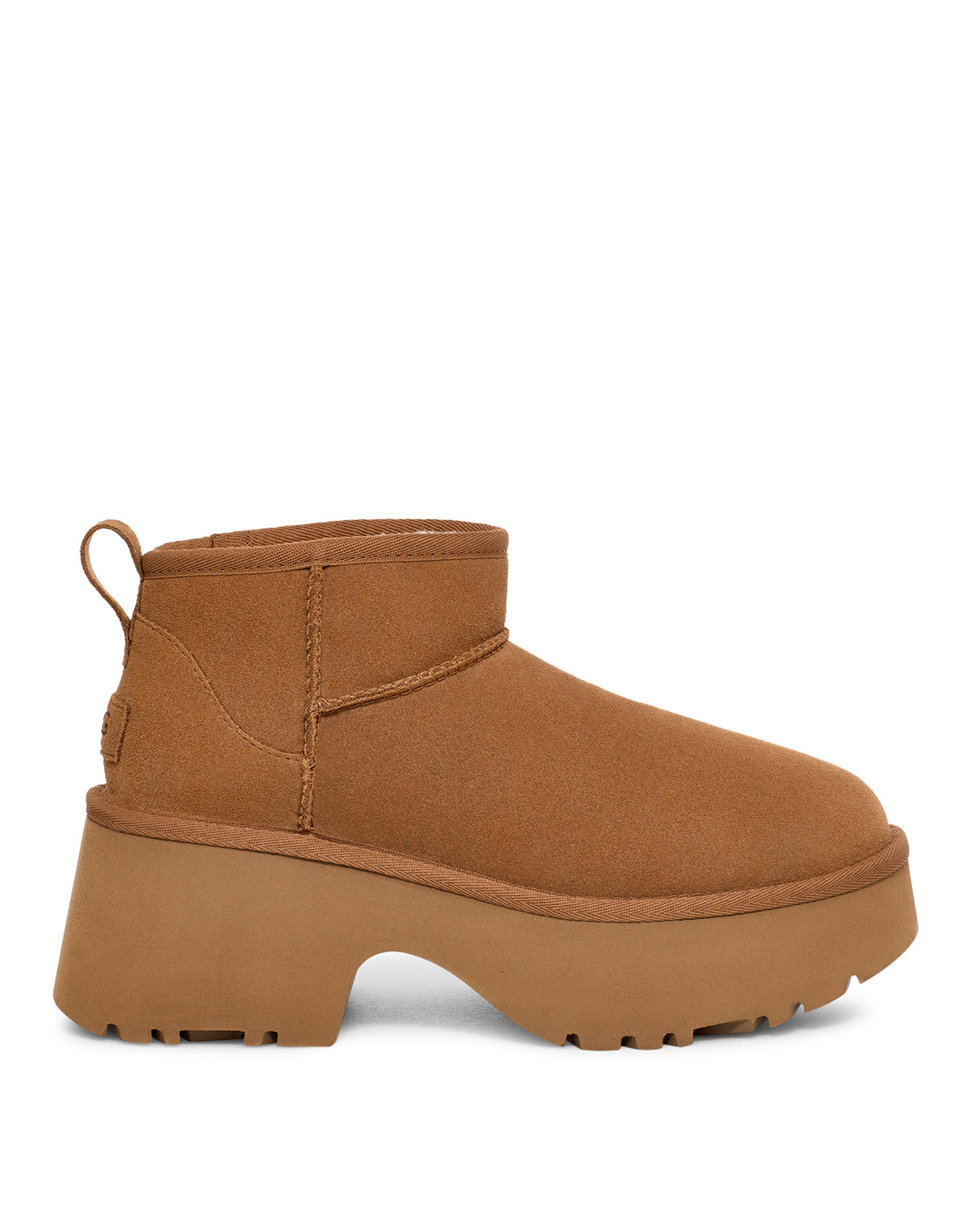 Bottines UGG Classic Ultra Mini New Heights couleur châtaigne