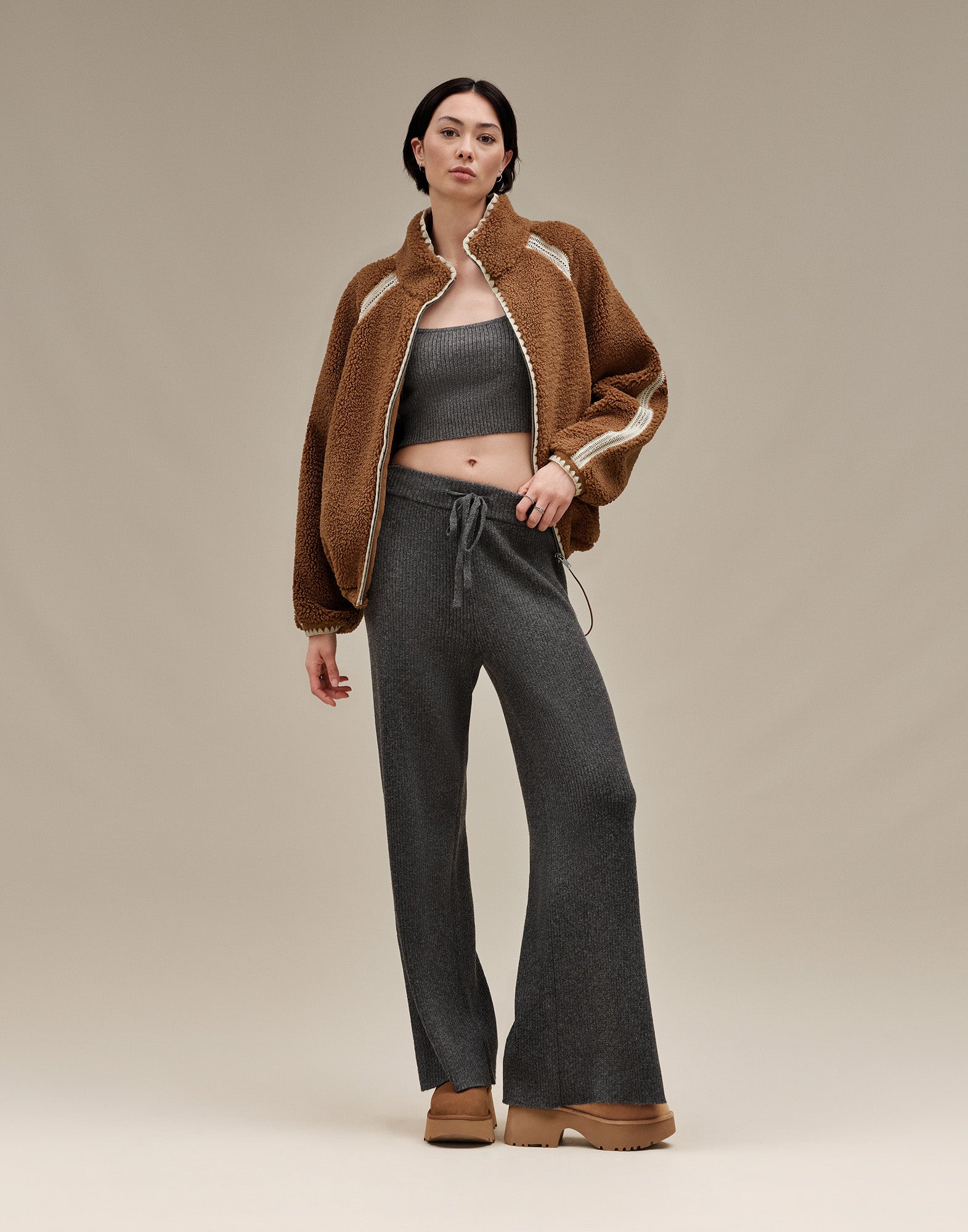 UGG Stivaletti Classic Ultra Mini New Heights Chestnut