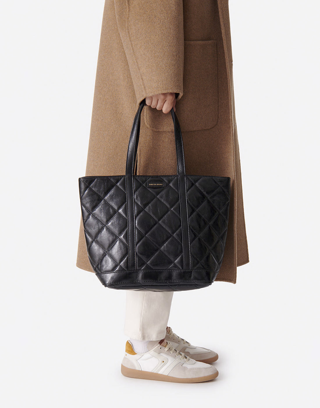 VANESSA BRUNO Cabas Tote Media in Pelle Nera