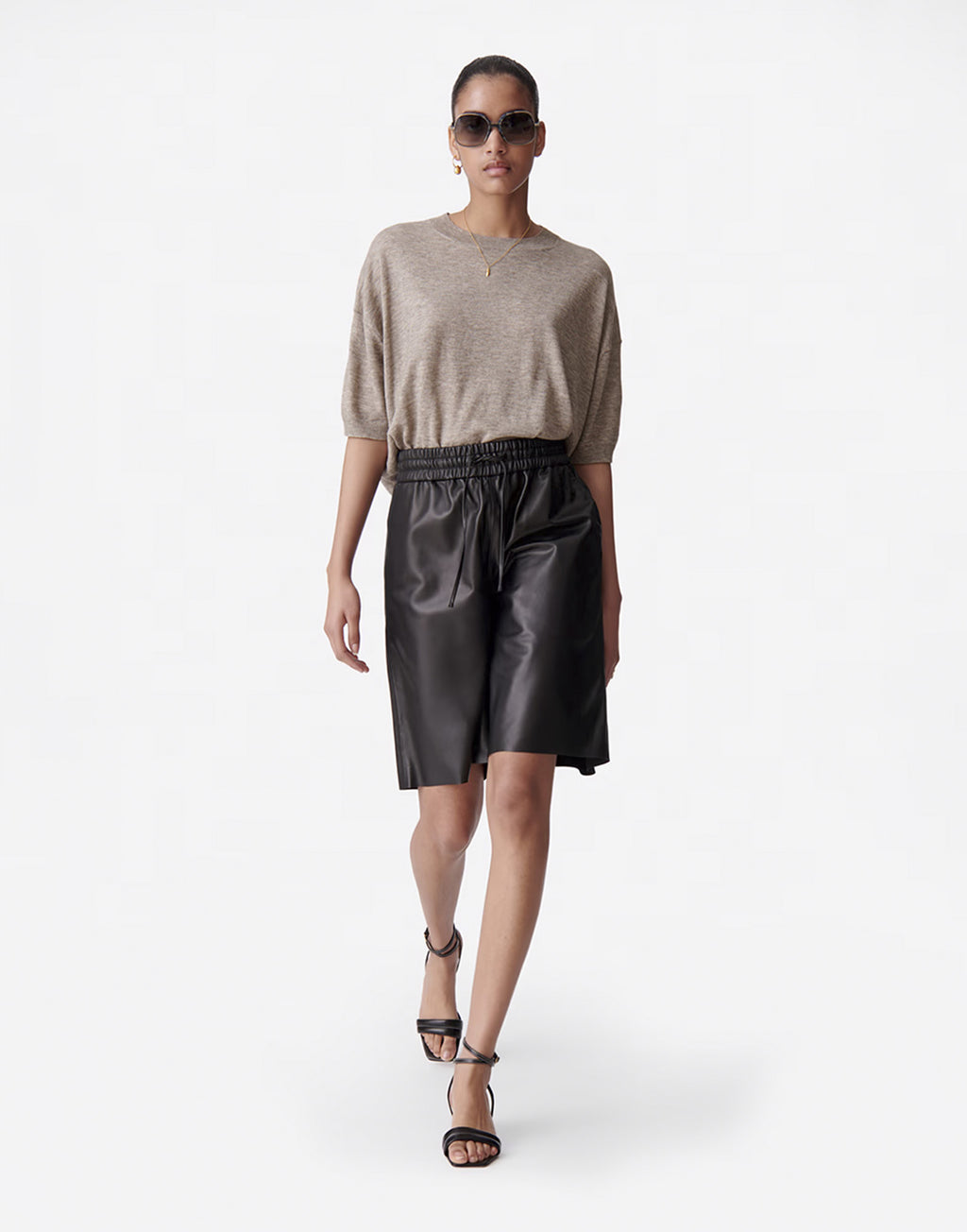 VANESSA BRUNO Shorts Damon in Pelle di Montone Neri