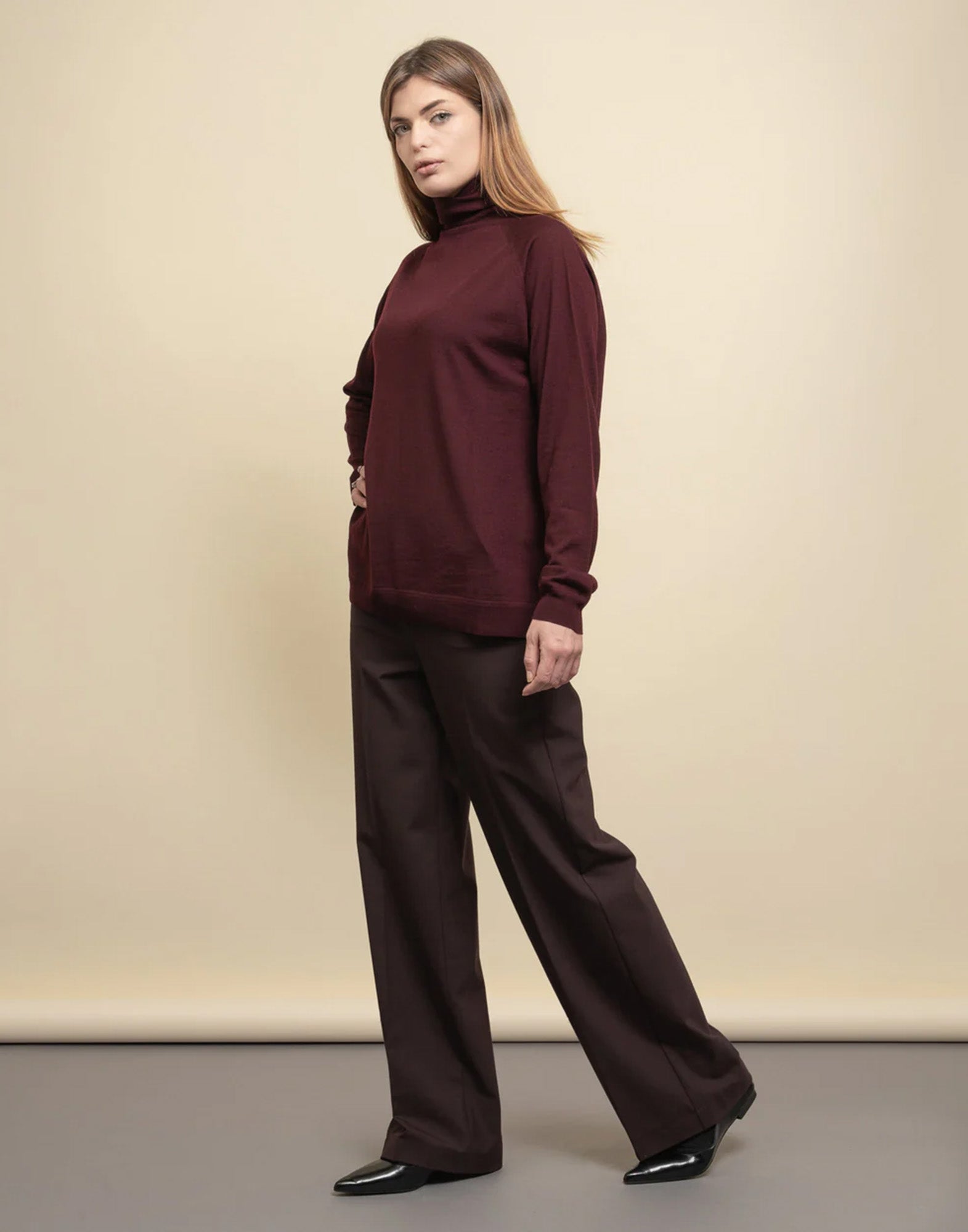 DEPARTMENT FIVE Maglia a Collo Alto in Lana Merinos Extrafine Bordeaux