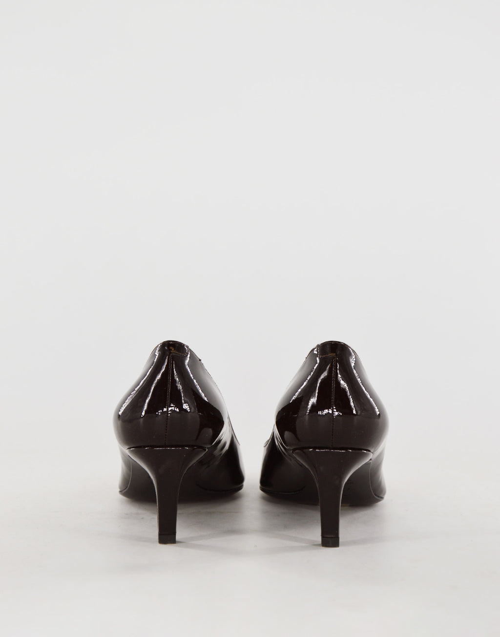 DOUUOD Décolleté in vernice a Punta Testa di Moro