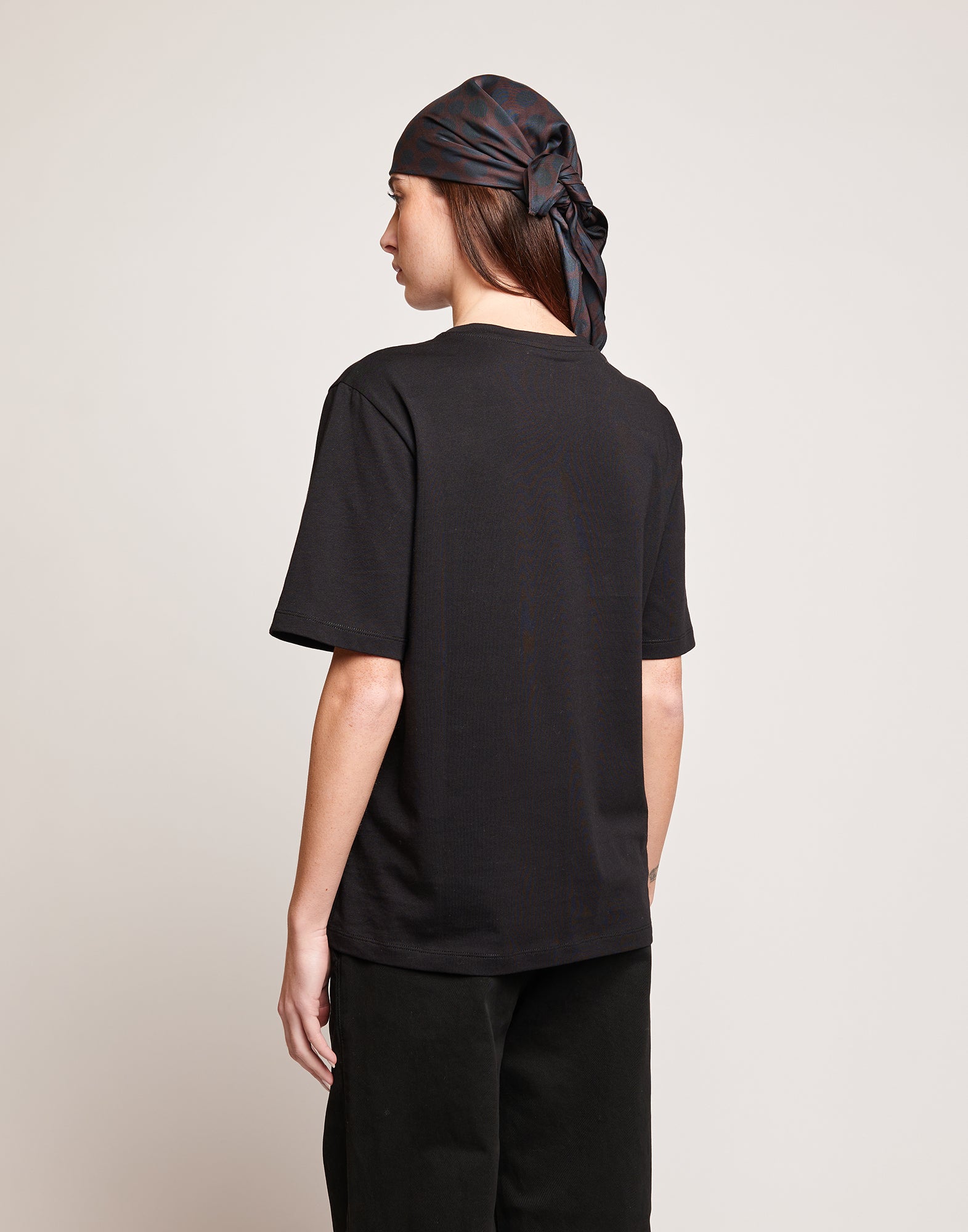 DOUUOD T-shirt Manica Corta con Stampa Logo Nera