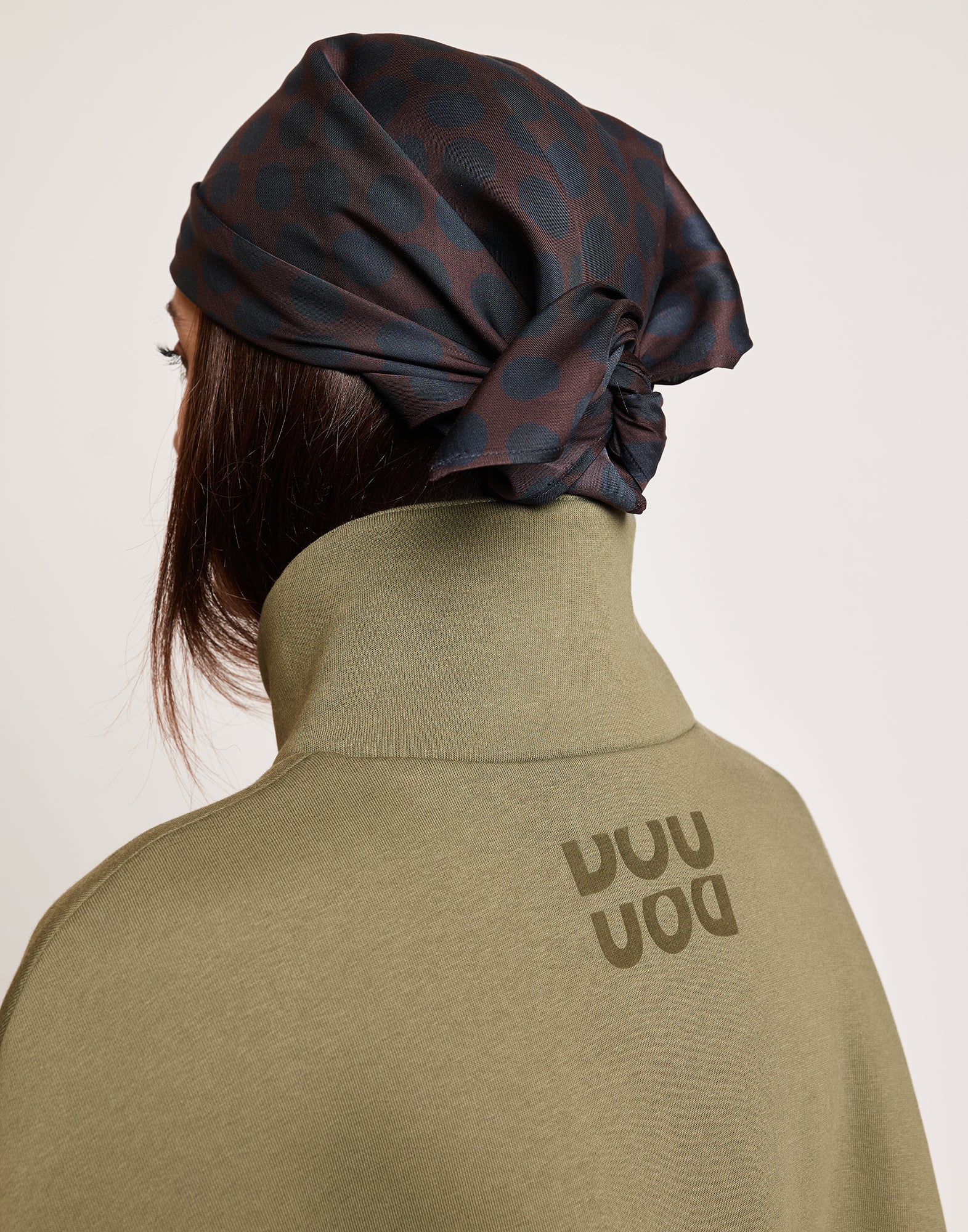 DOUUOD Cappa in Felpa Soft con Chiusura a Bottoni Muschio
