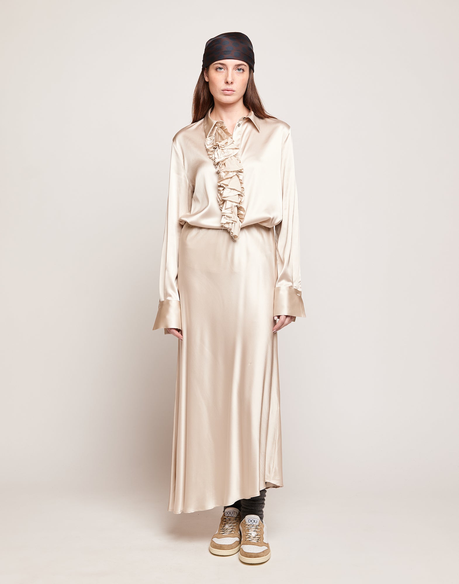 DOUUOD Gonna Lunga Asimmetrica in Satin Stretch Champagne