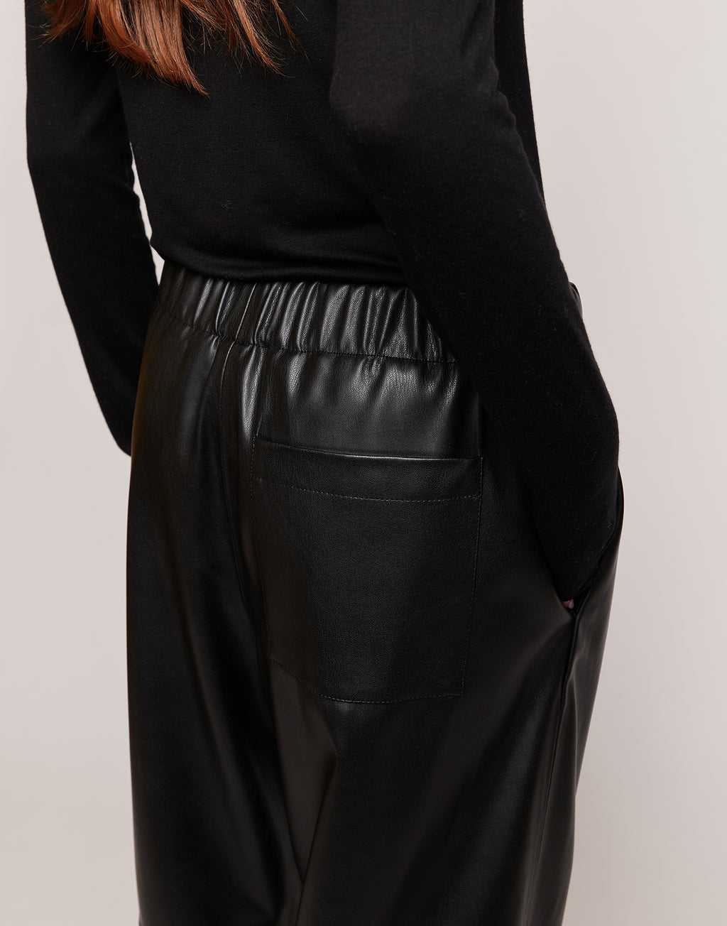DOUUOD Pantaloni in Eco Soft Leather con Vita Elasticizzata Neri