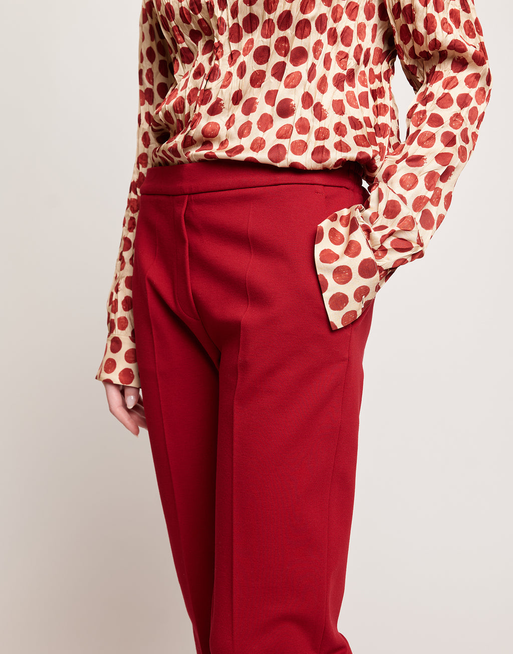 DOUUOD Pantaloni Dritti in Punto Milano con Piega Cherry