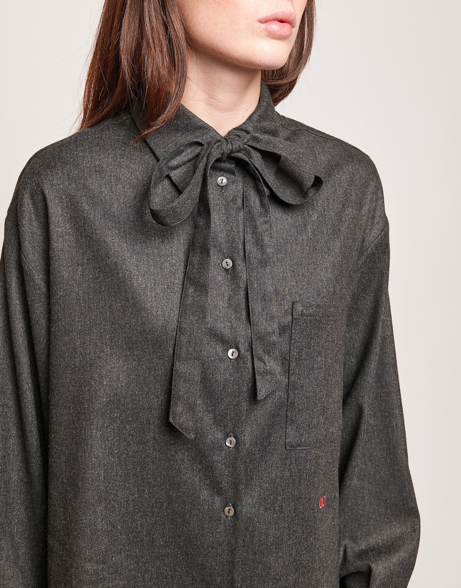 DOUUOD Camicia in Flanella Stretch con Nastro al Collo Grigio Antracite