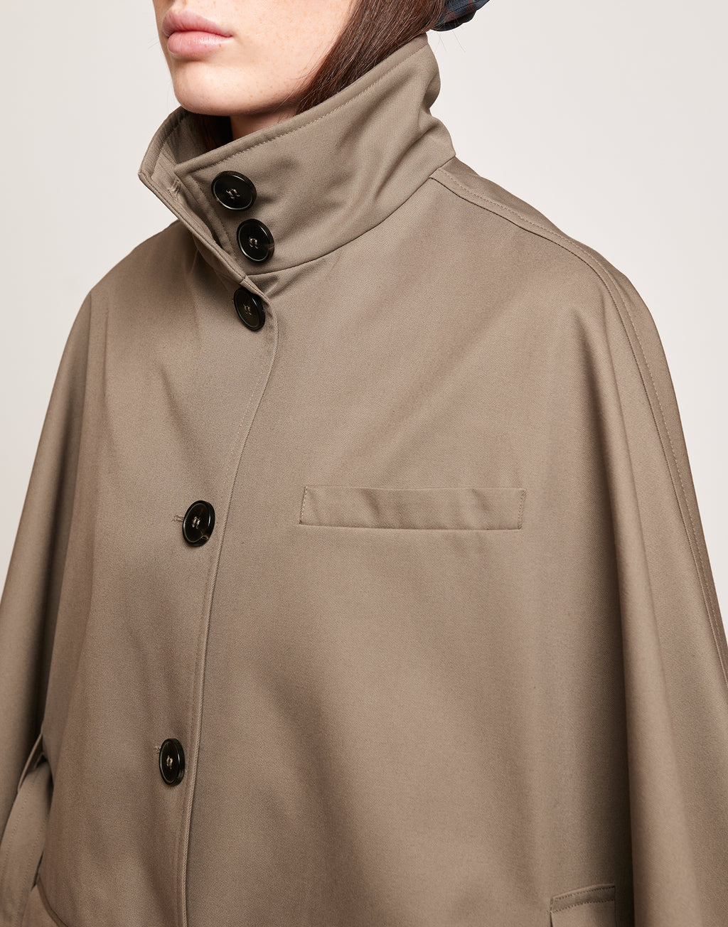 DOUUOD Cappa a Ruota in Tecno Coat Water Repellent Fango