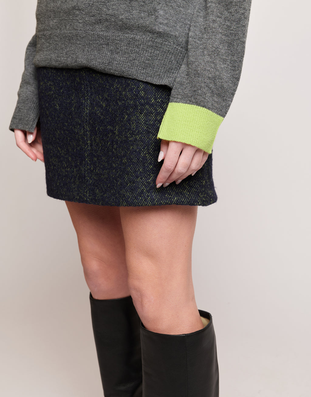 DOUUOD Maglione in Lana Merino Supergeelong con Polsino a Contrasto Grigio/Lime