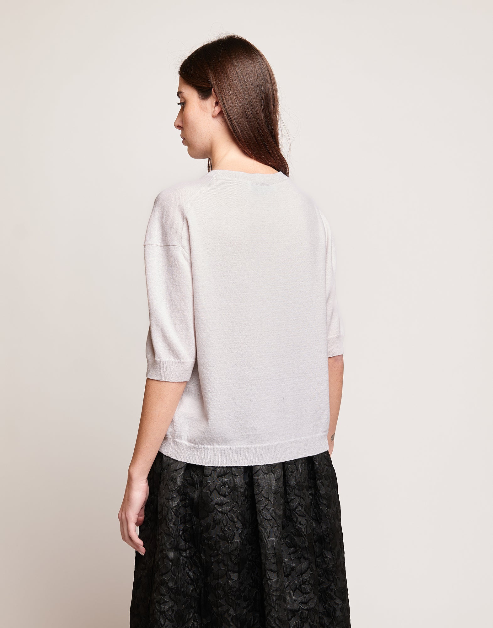 DOUUOD Maglia Boxy Girocollo in Lana e Cashmere Champagne