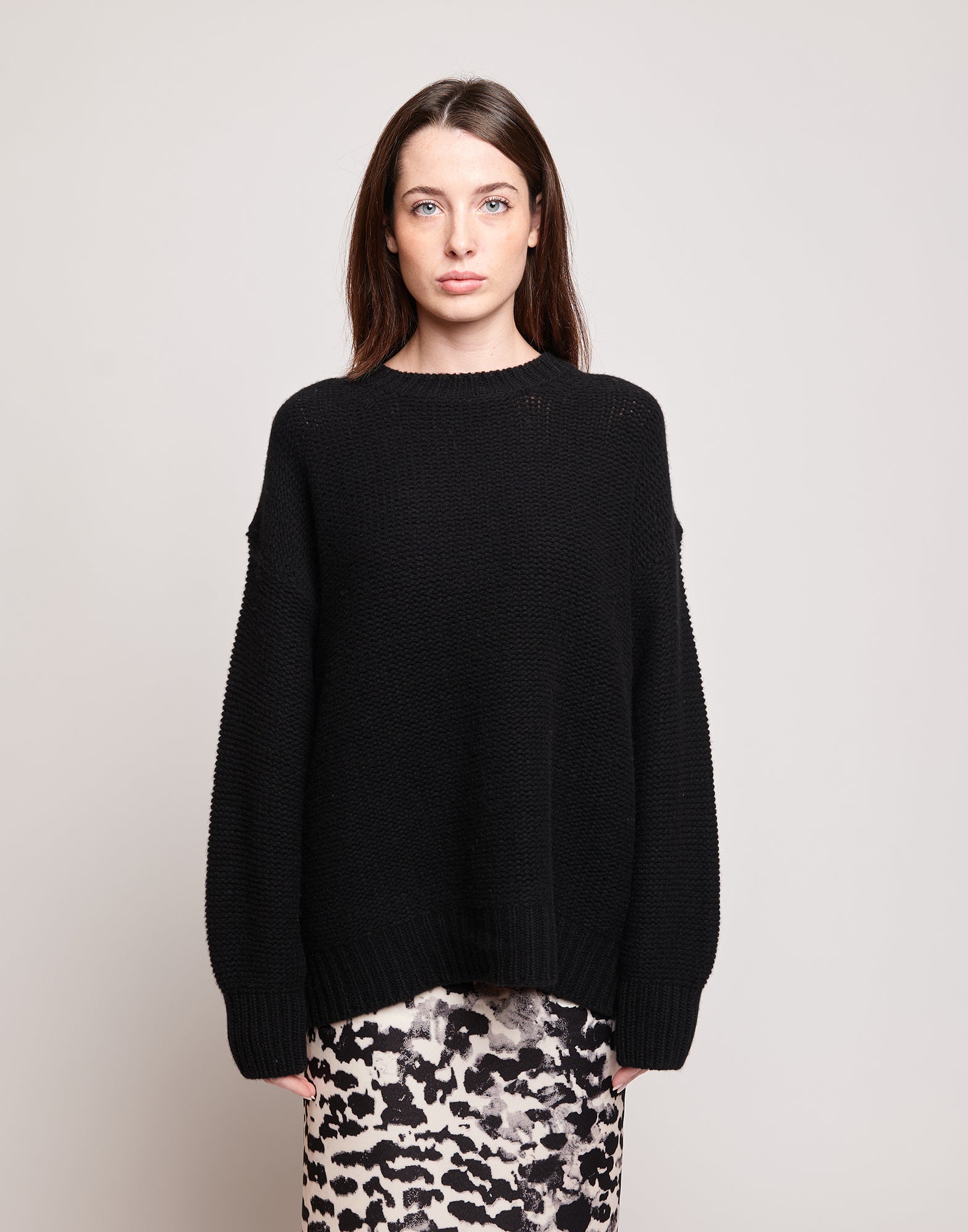 DOUUOD Maglione Girocollo in Lana e Cashmere Nero