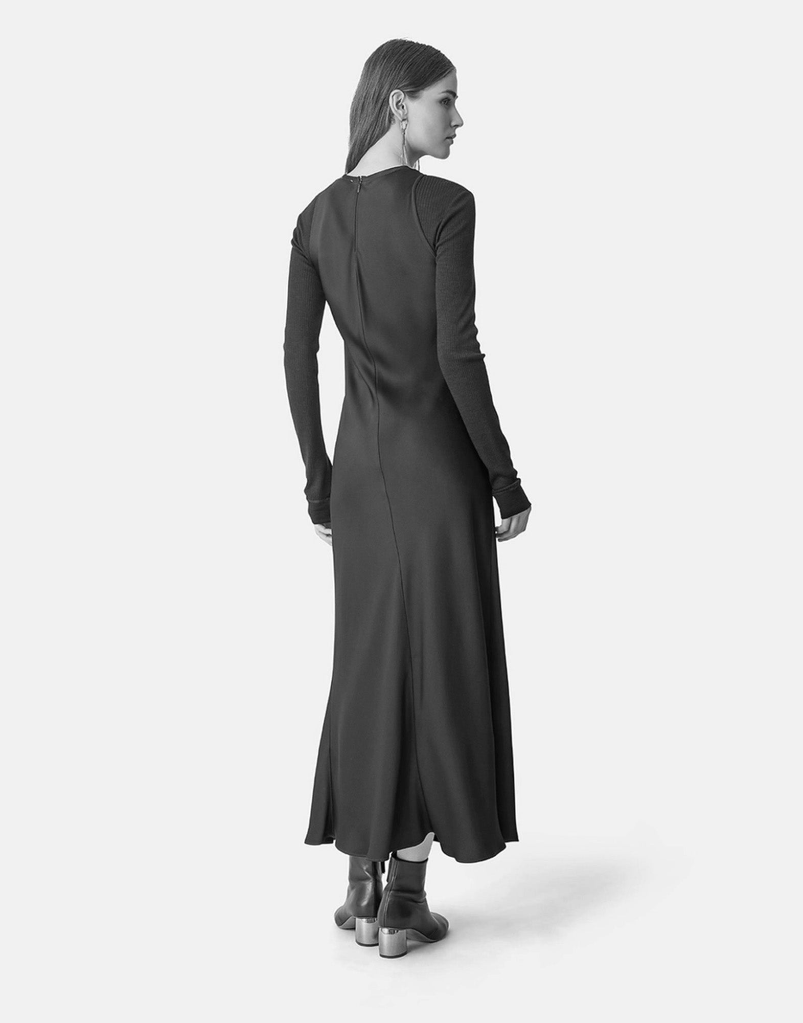 FORTE FORTE Abito Smanicato in Envers Satin Nero