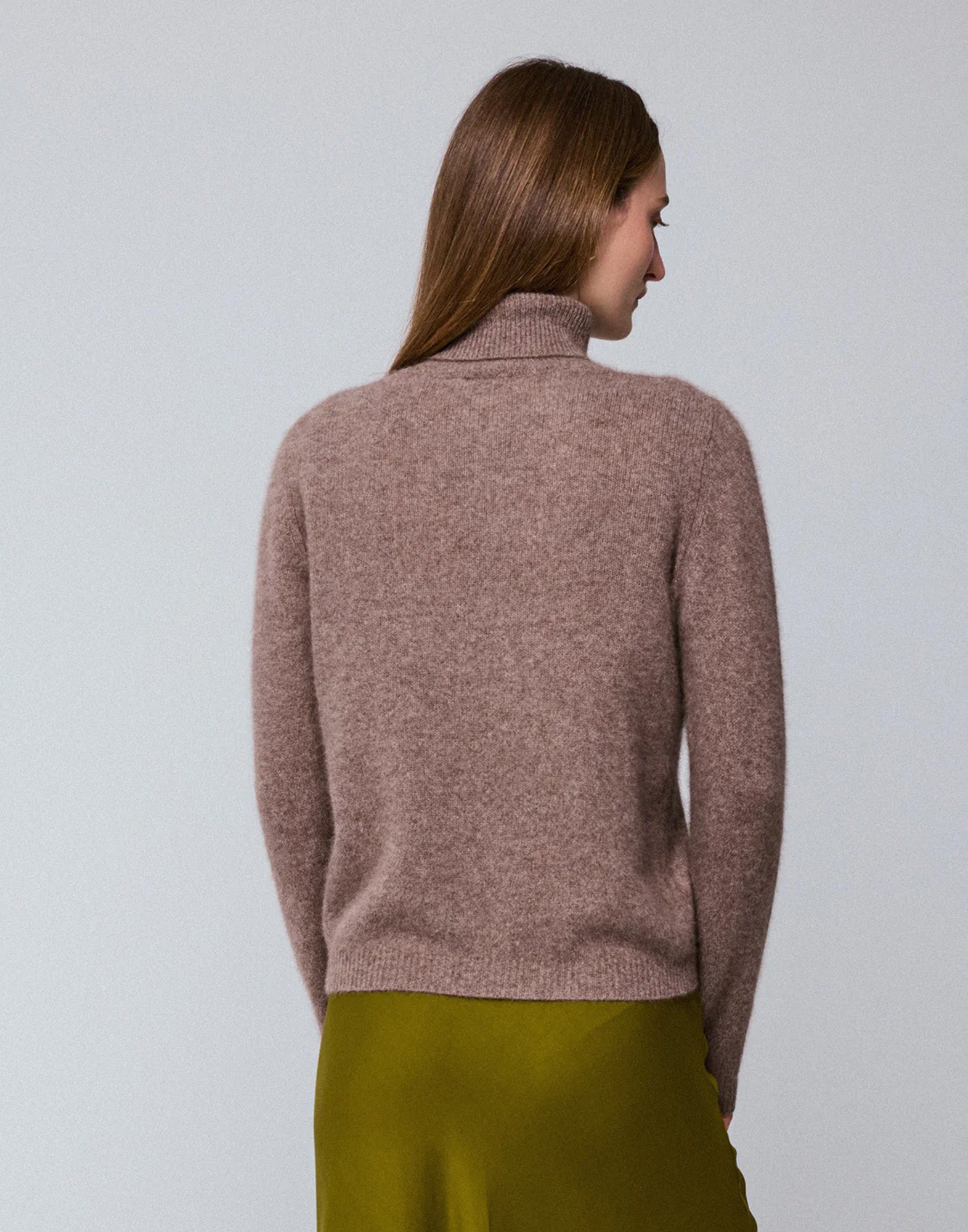 MAJESTIC FILATURES Maglione a Collo Alto in Lana e Fox Bison